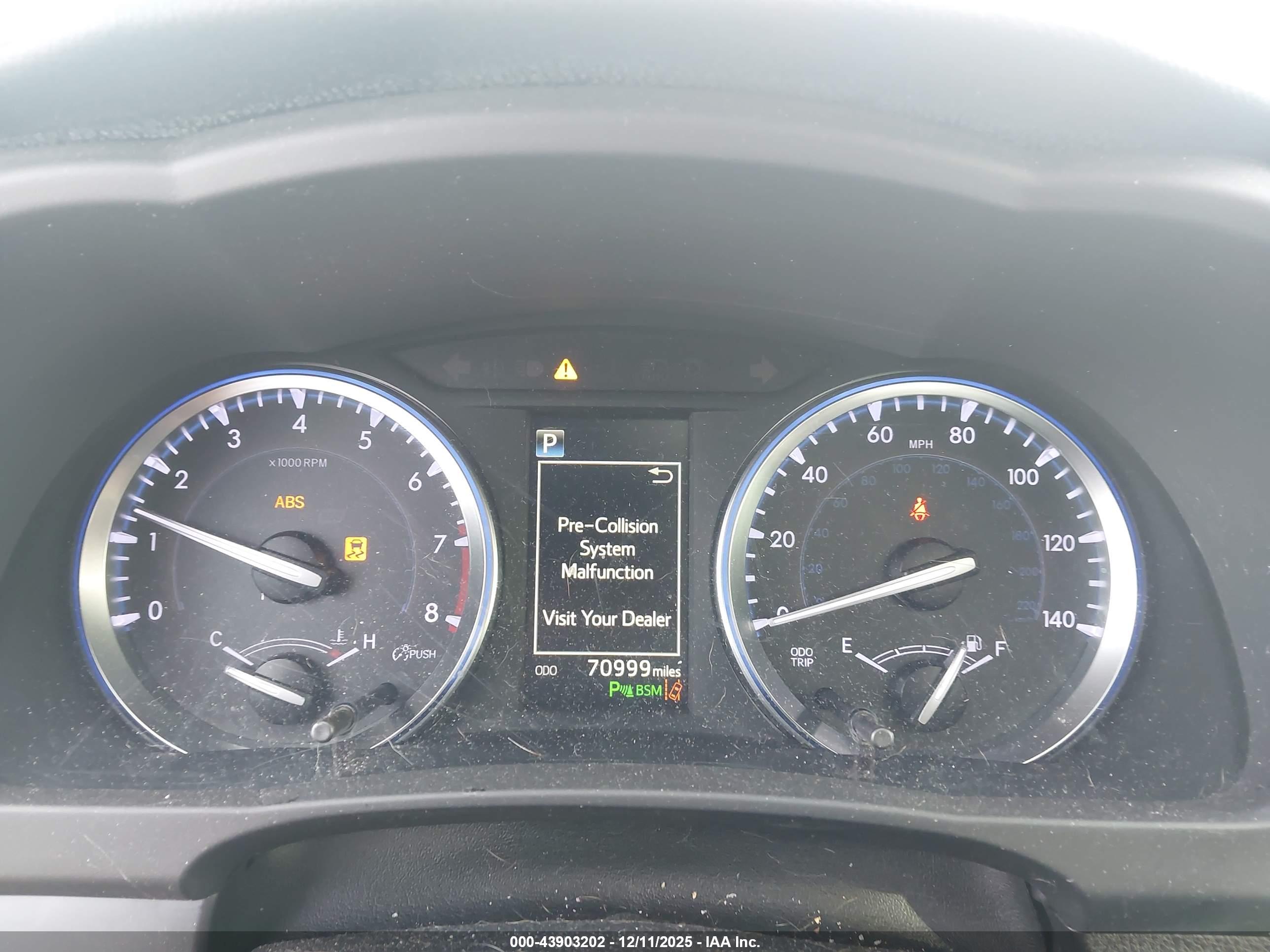 TOYOTA HIGHLANDER image 7