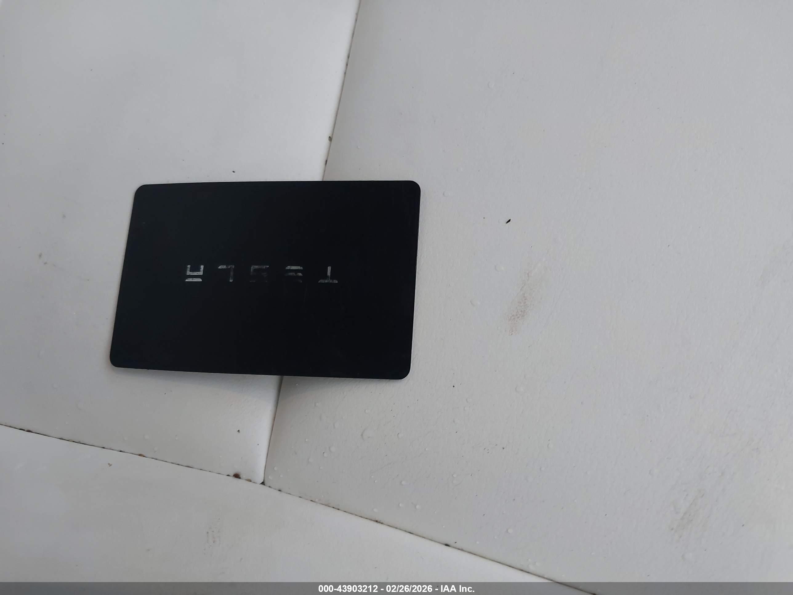 TESLA MODEL image 11