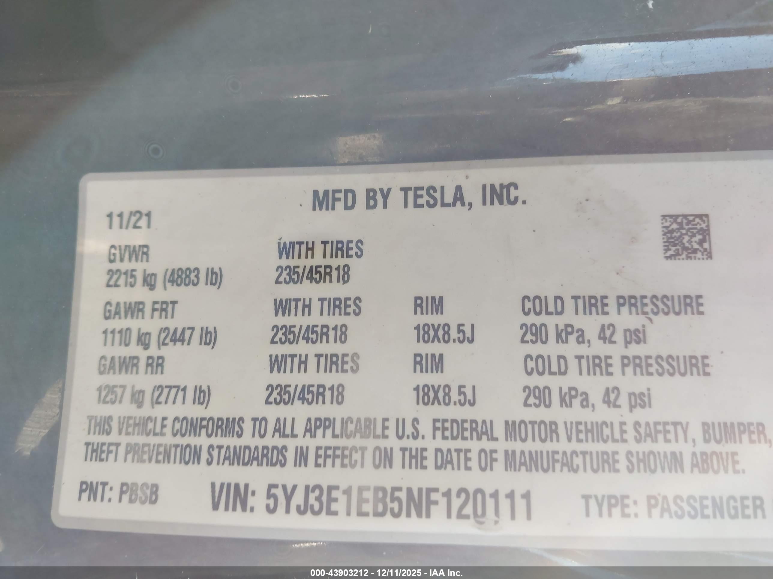 TESLA MODEL image 9