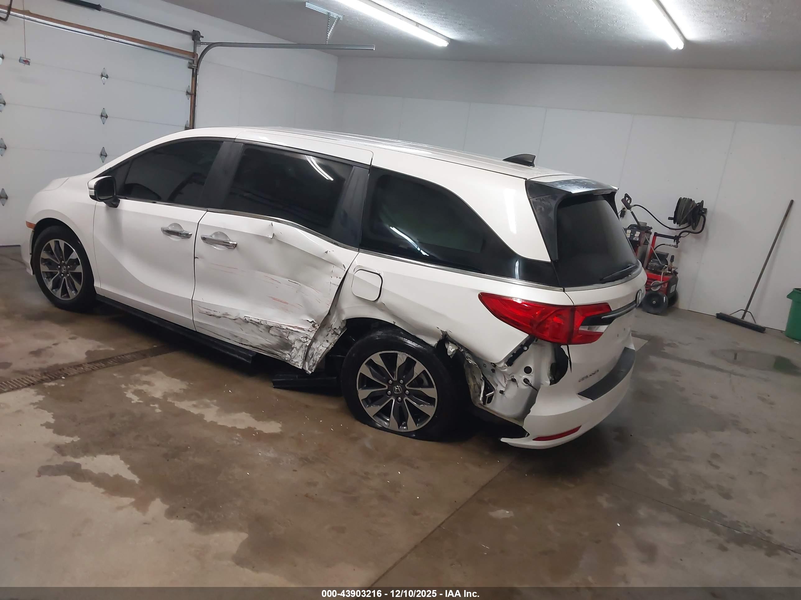 HONDA ODYSSEY image 3