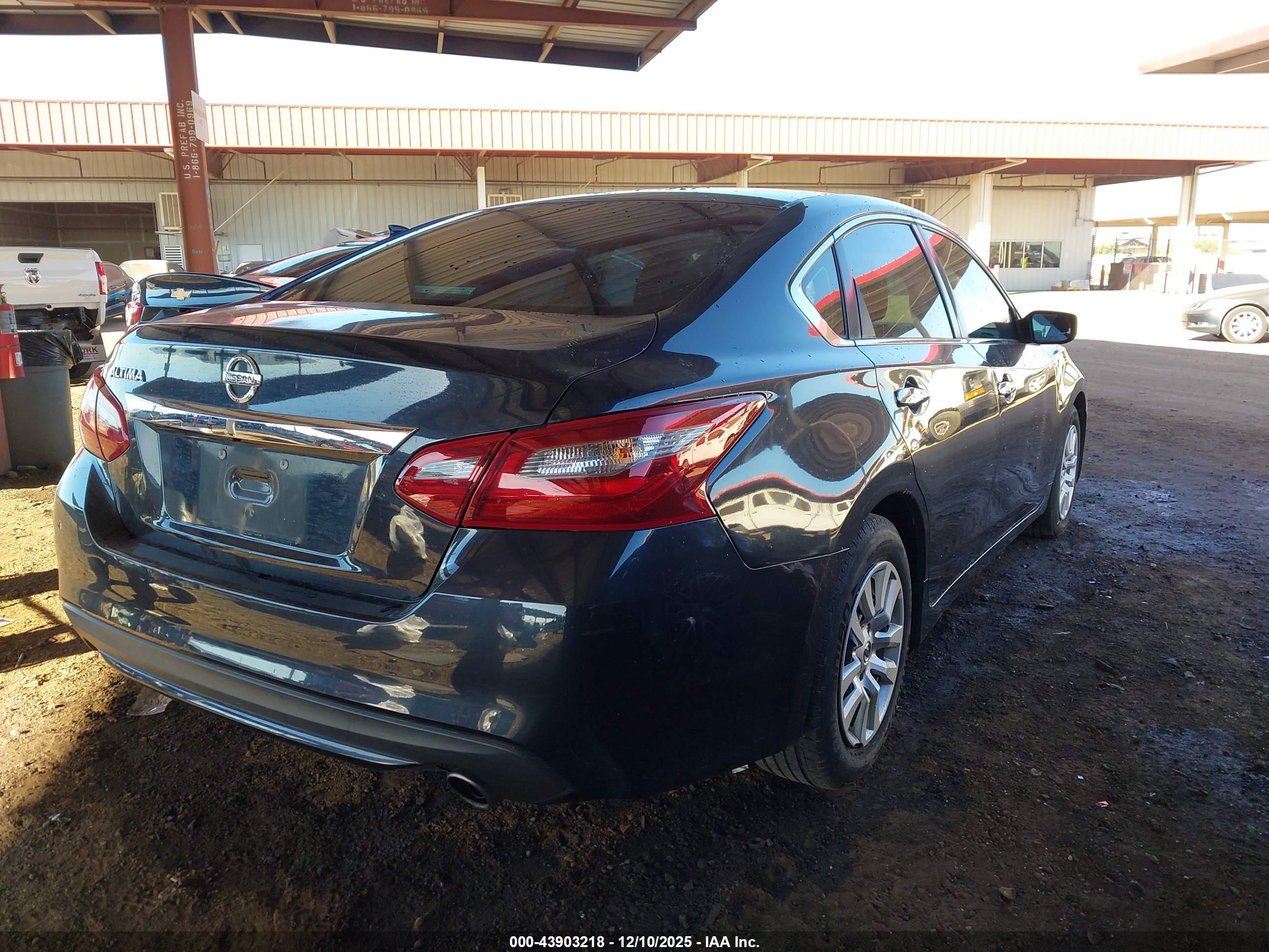 NISSAN ALTIMA image 4