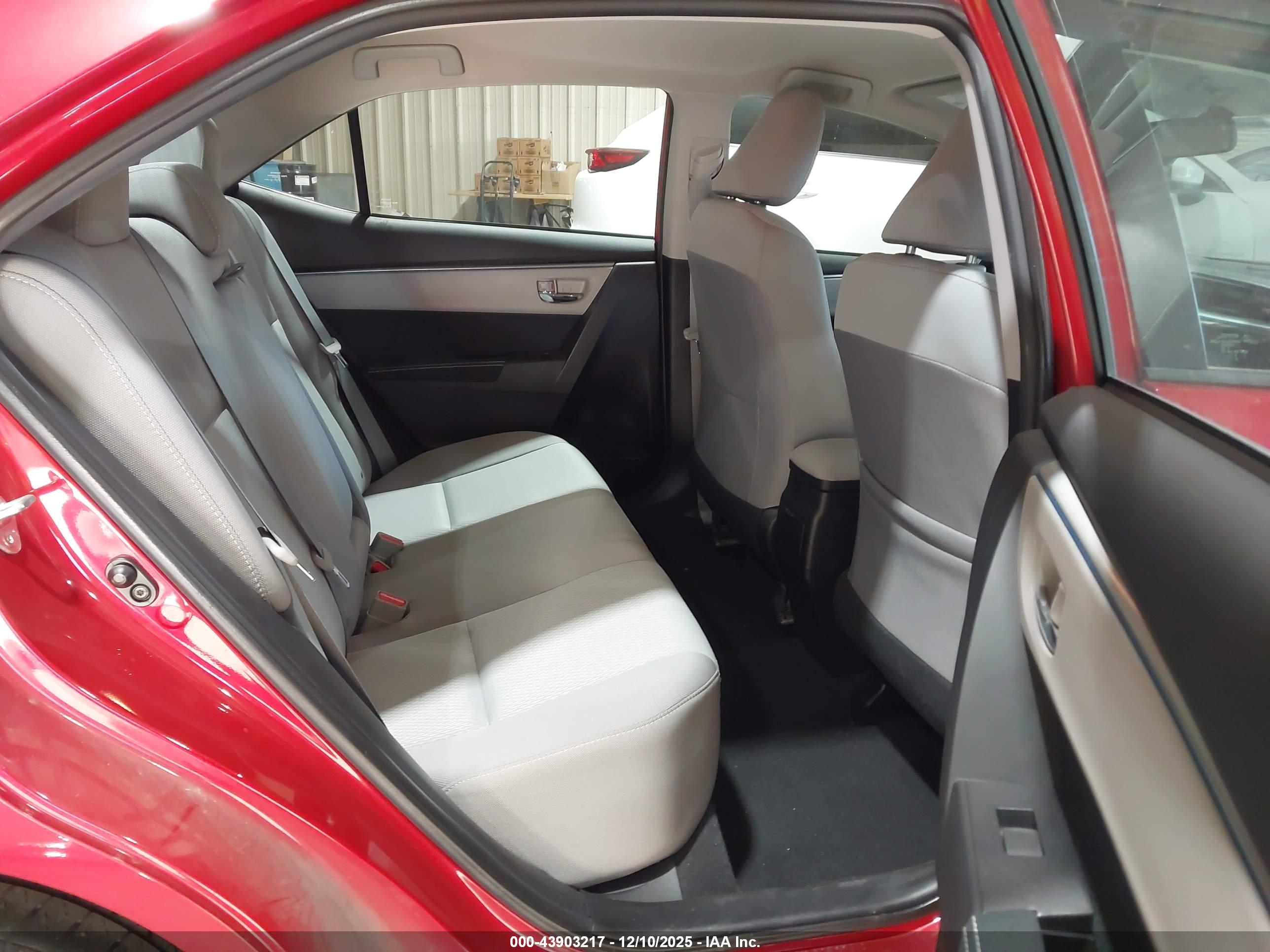 TOYOTA COROLLA image 8