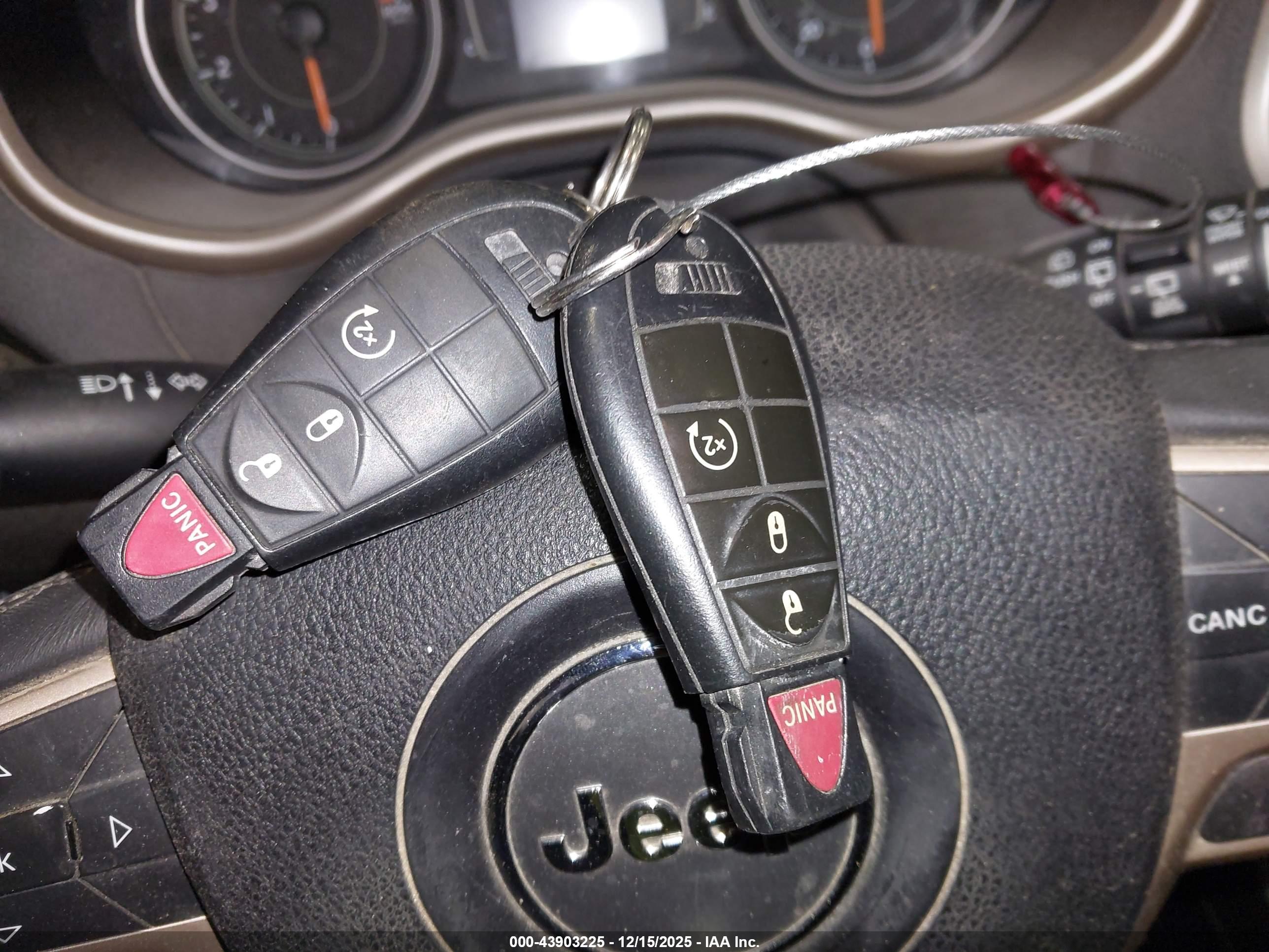 JEEP CHEROKEE image 11