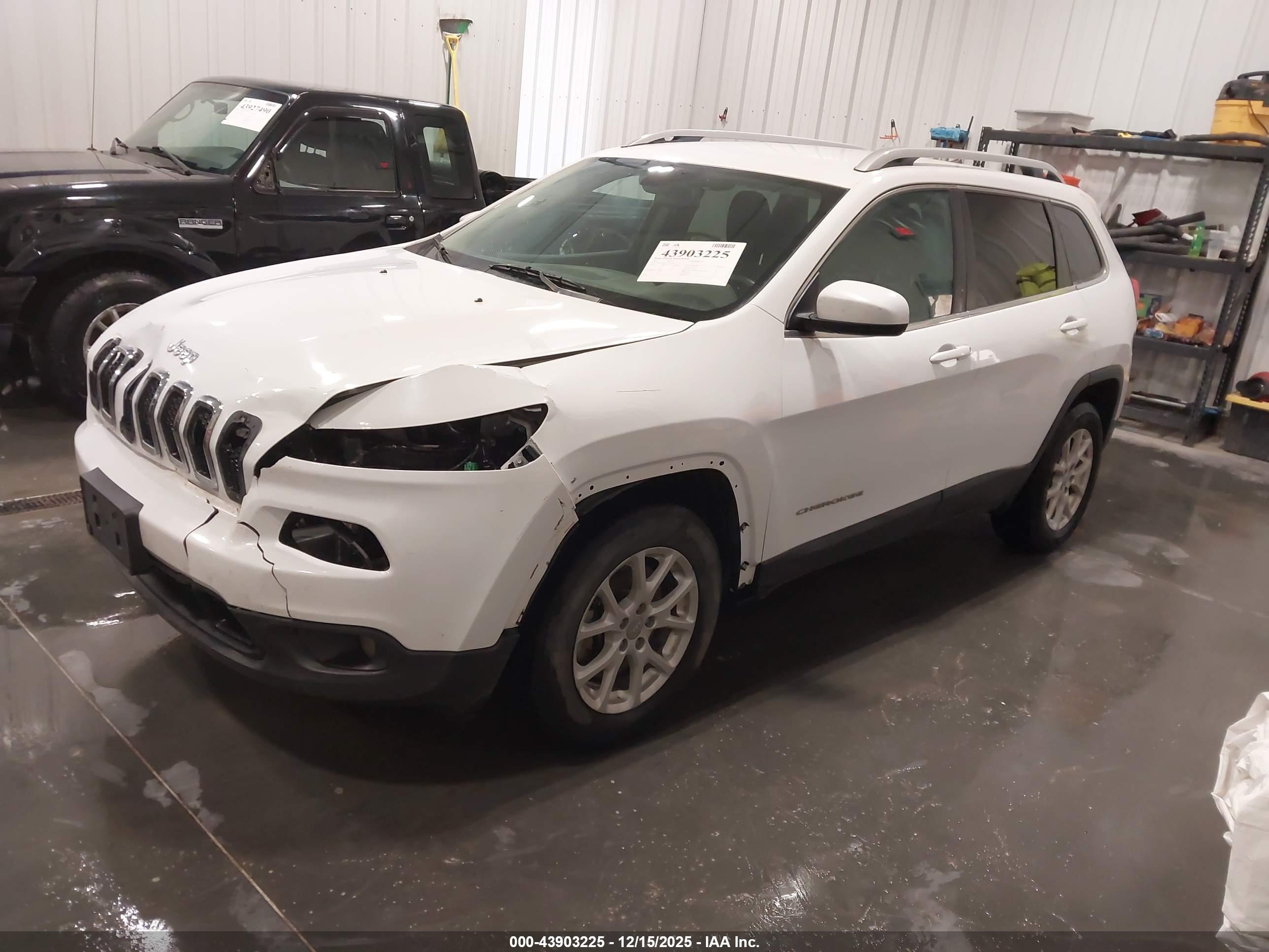 JEEP CHEROKEE image 2