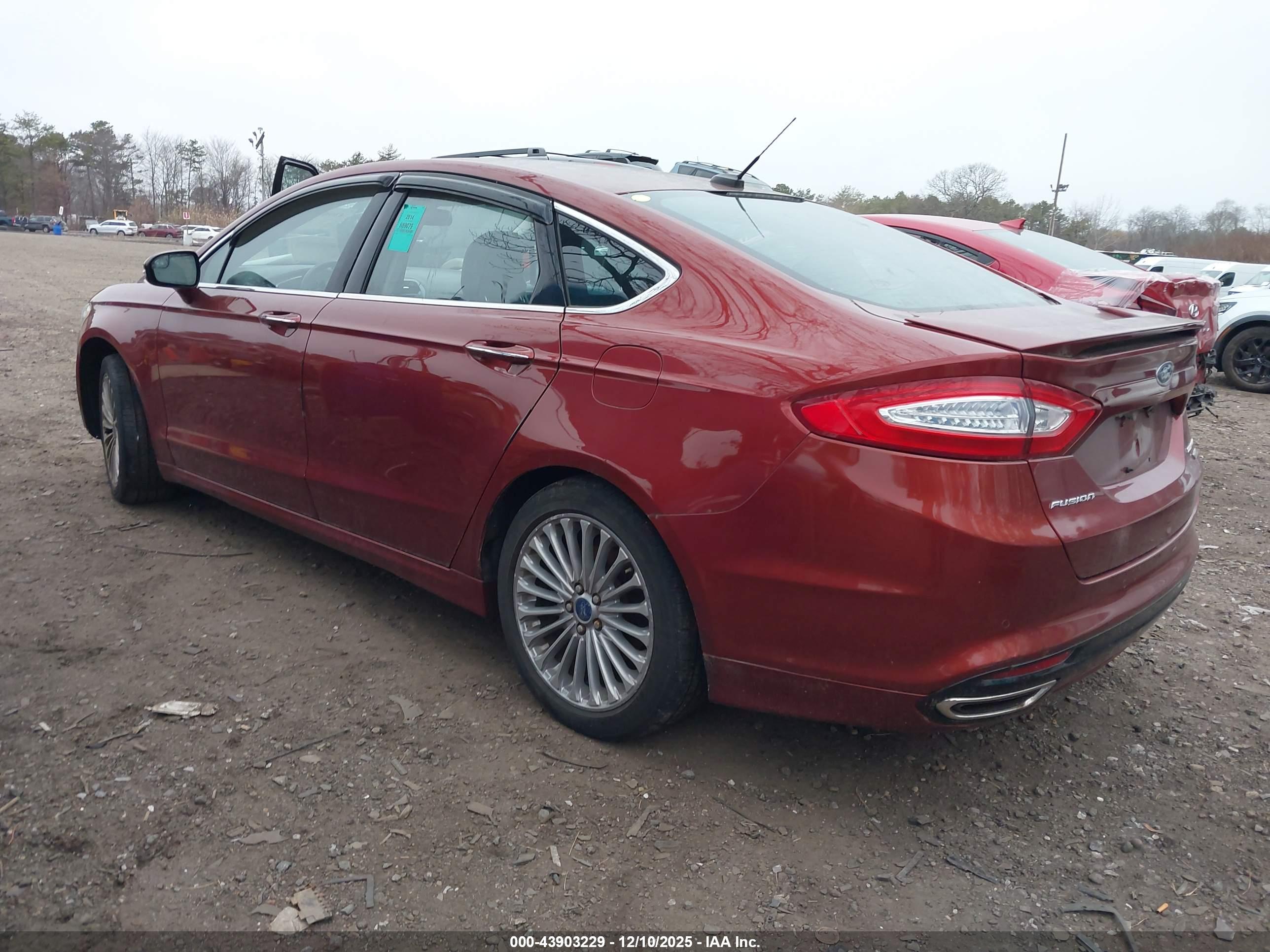FORD FUSION image 3