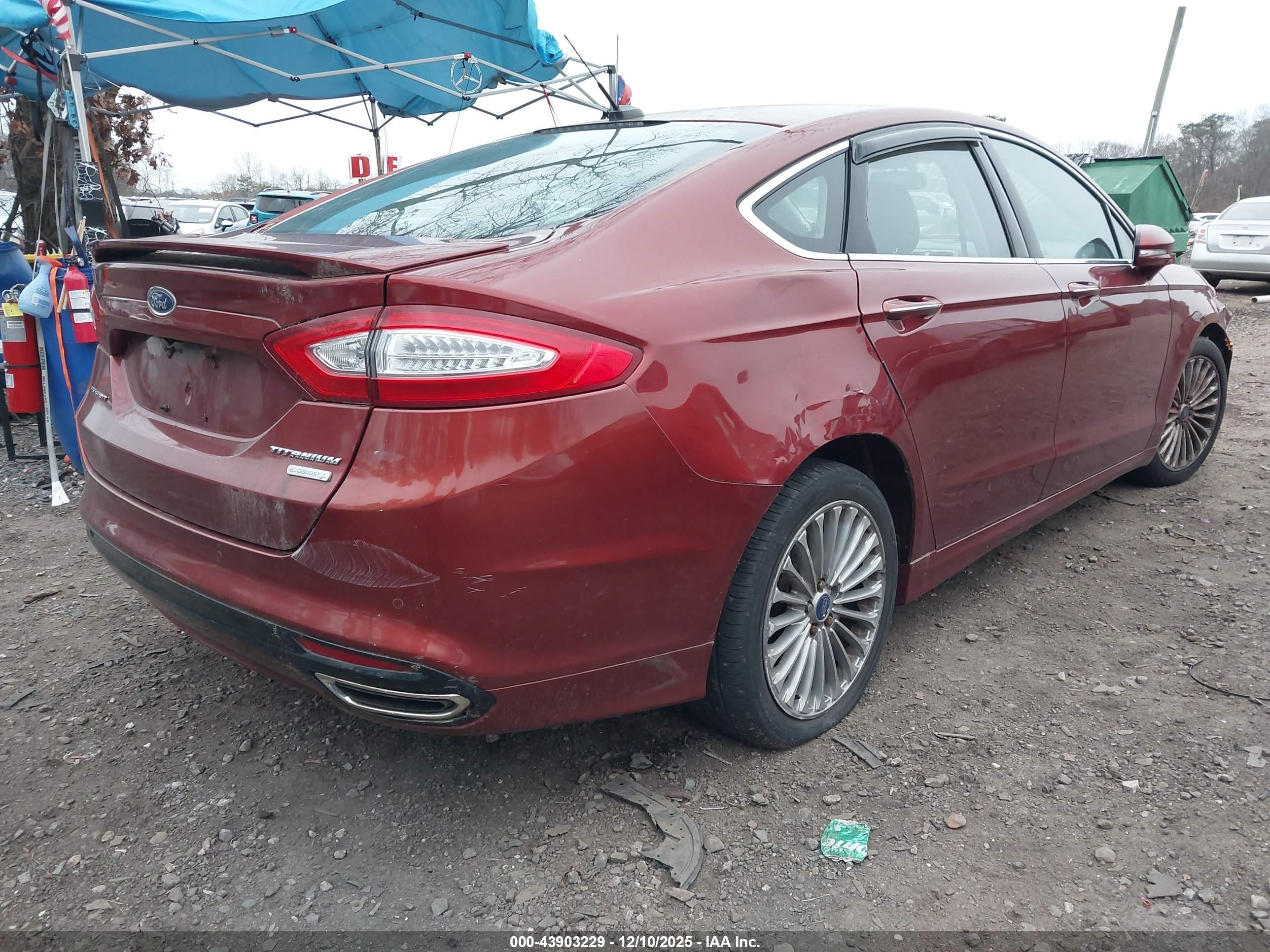 FORD FUSION image 4