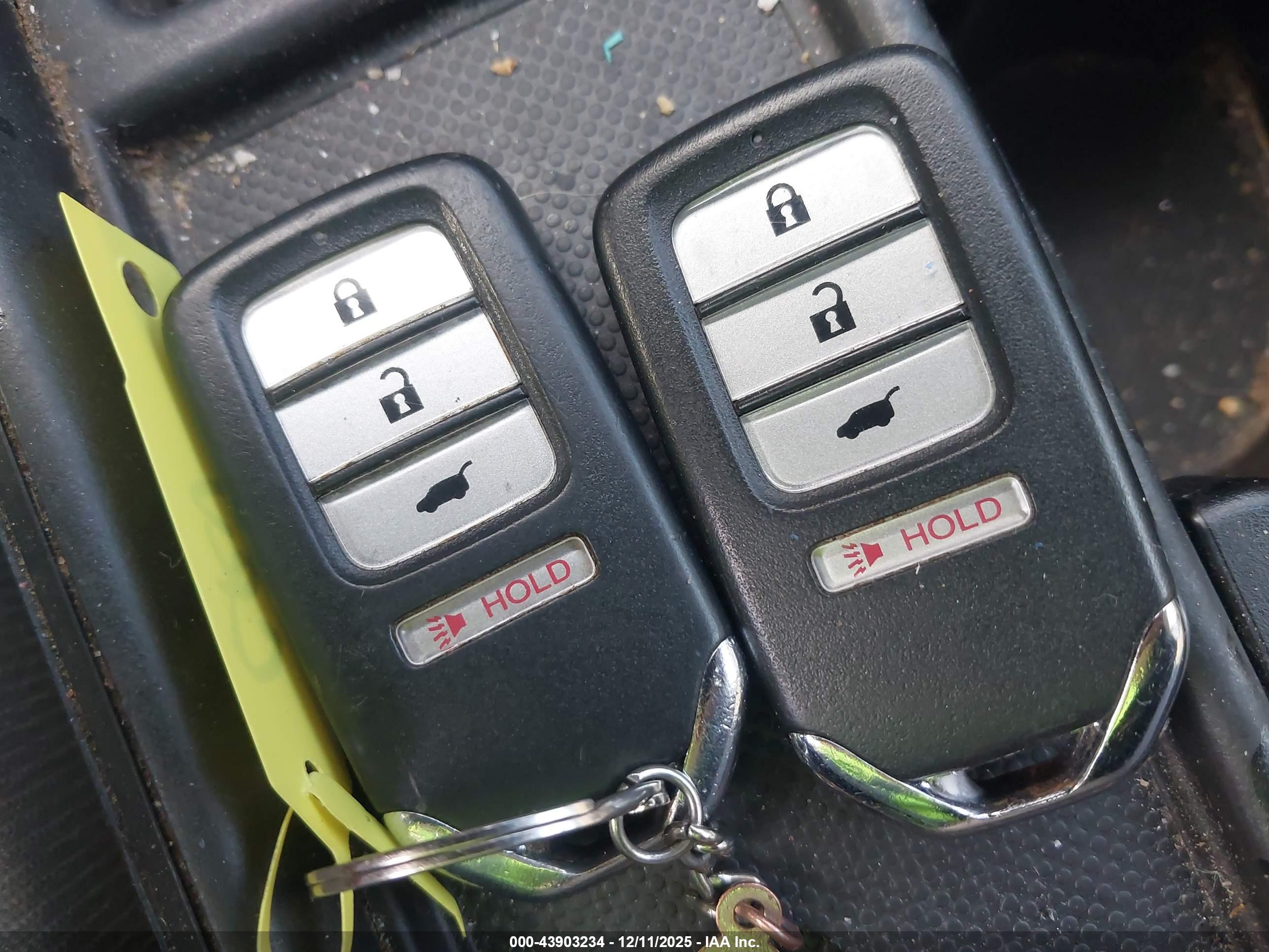 HONDA CR-V image 11