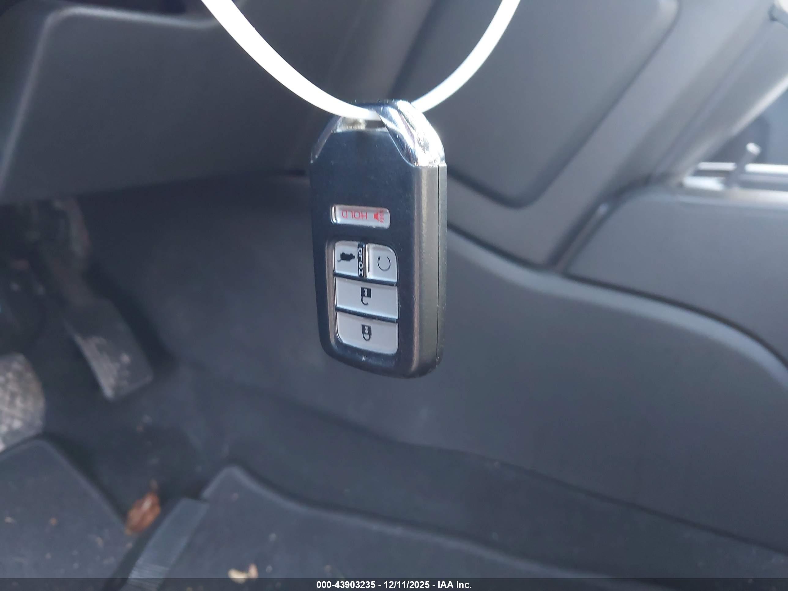 HONDA CR-V image 11