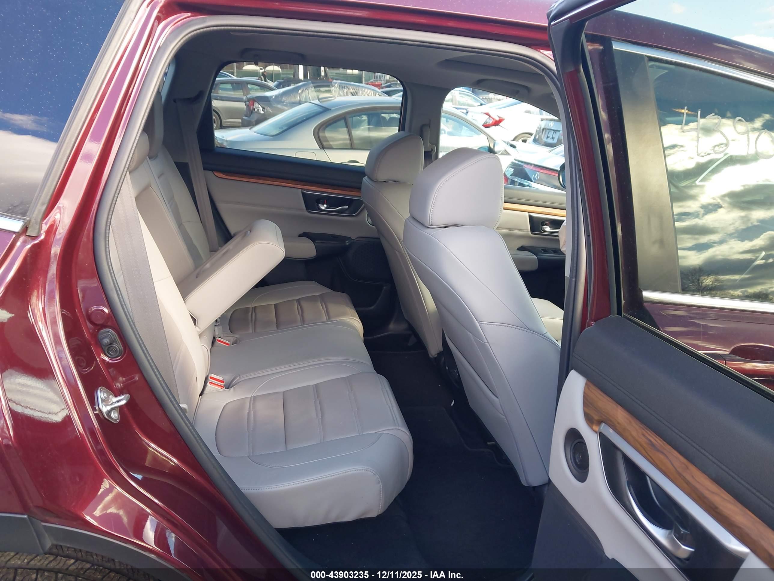 HONDA CR-V image 8