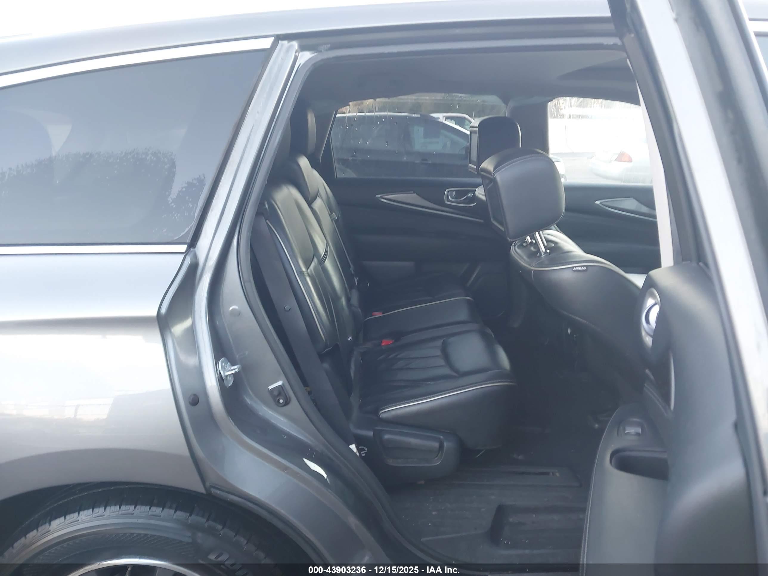INFINITI QX60 image 8