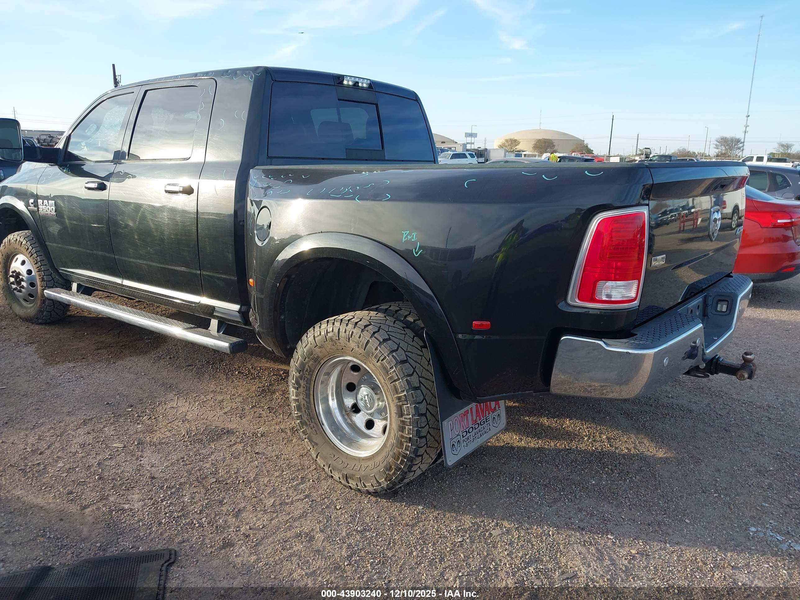 RAM 3500 image 3