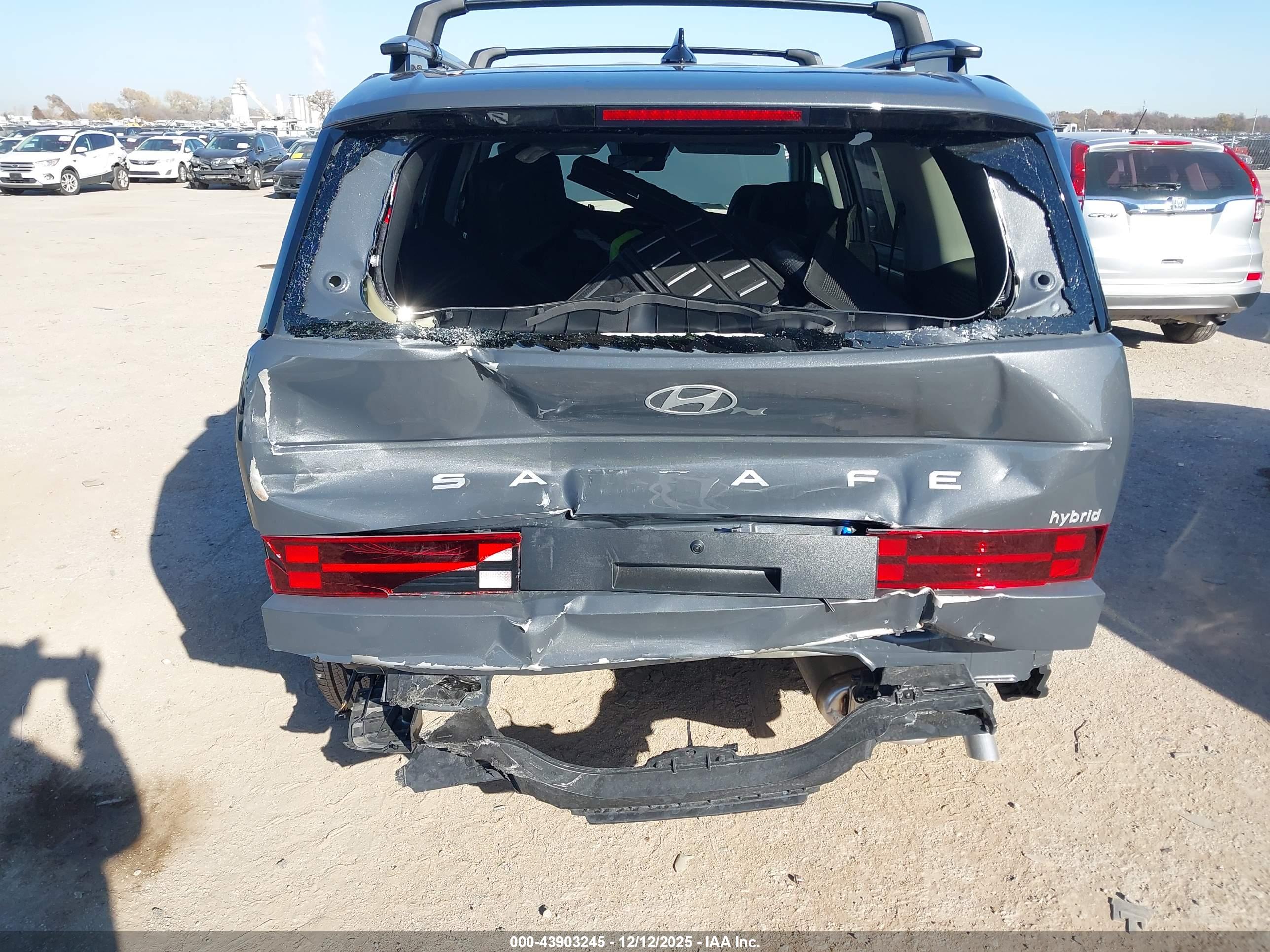 HYUNDAI SANTA image 6