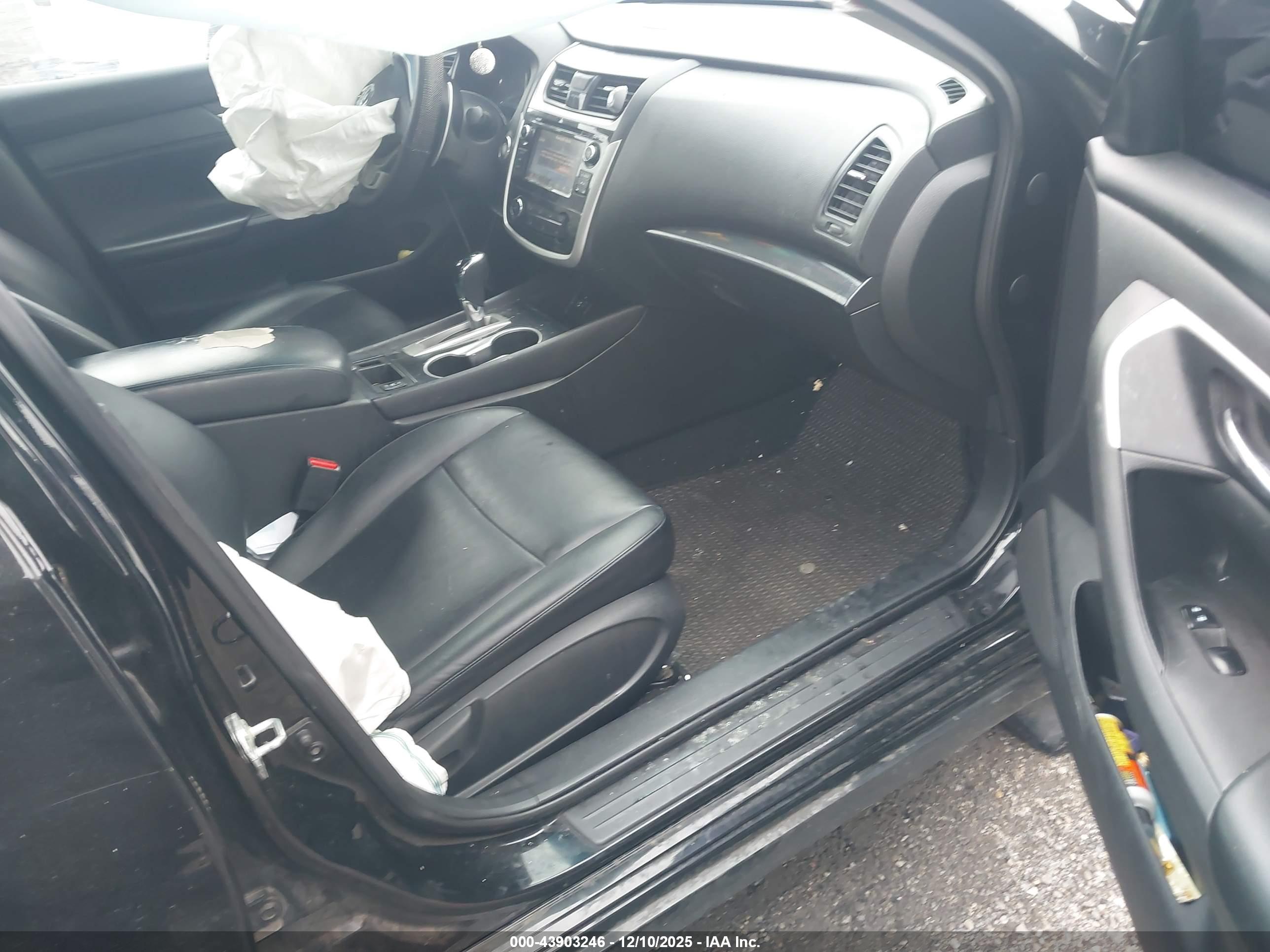 NISSAN ALTIMA image 5