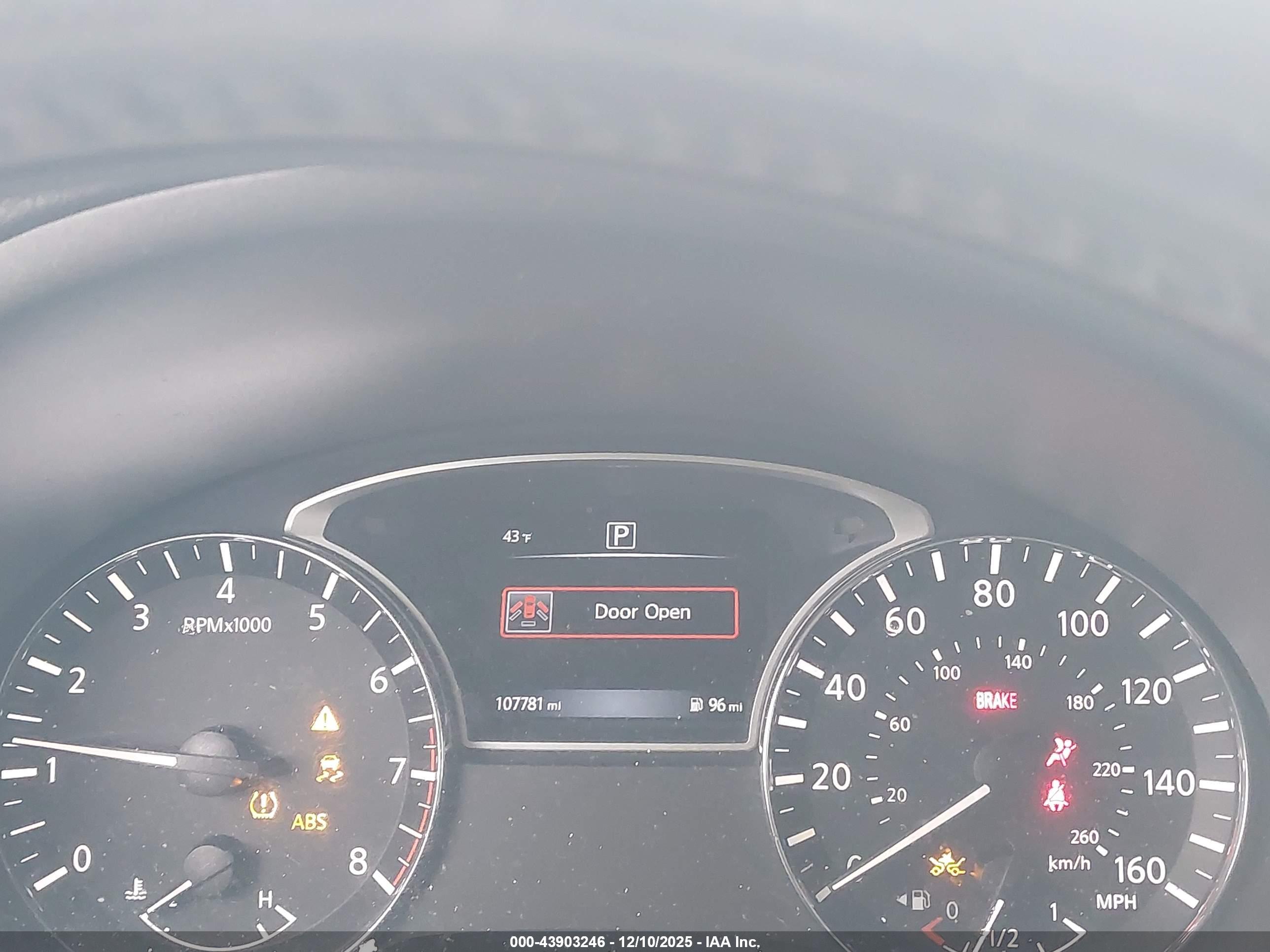 NISSAN ALTIMA image 7
