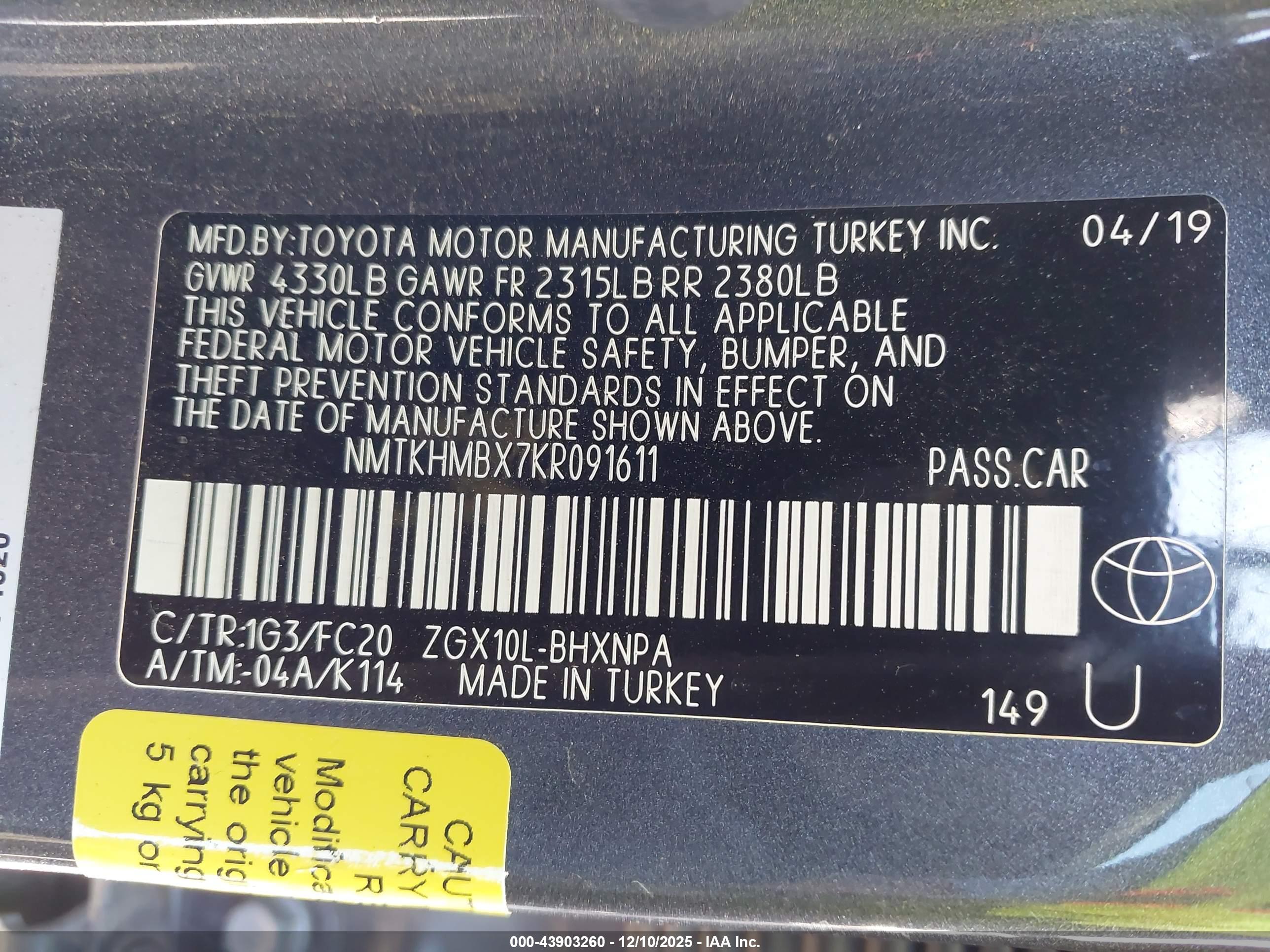 TOYOTA C-HR image 9