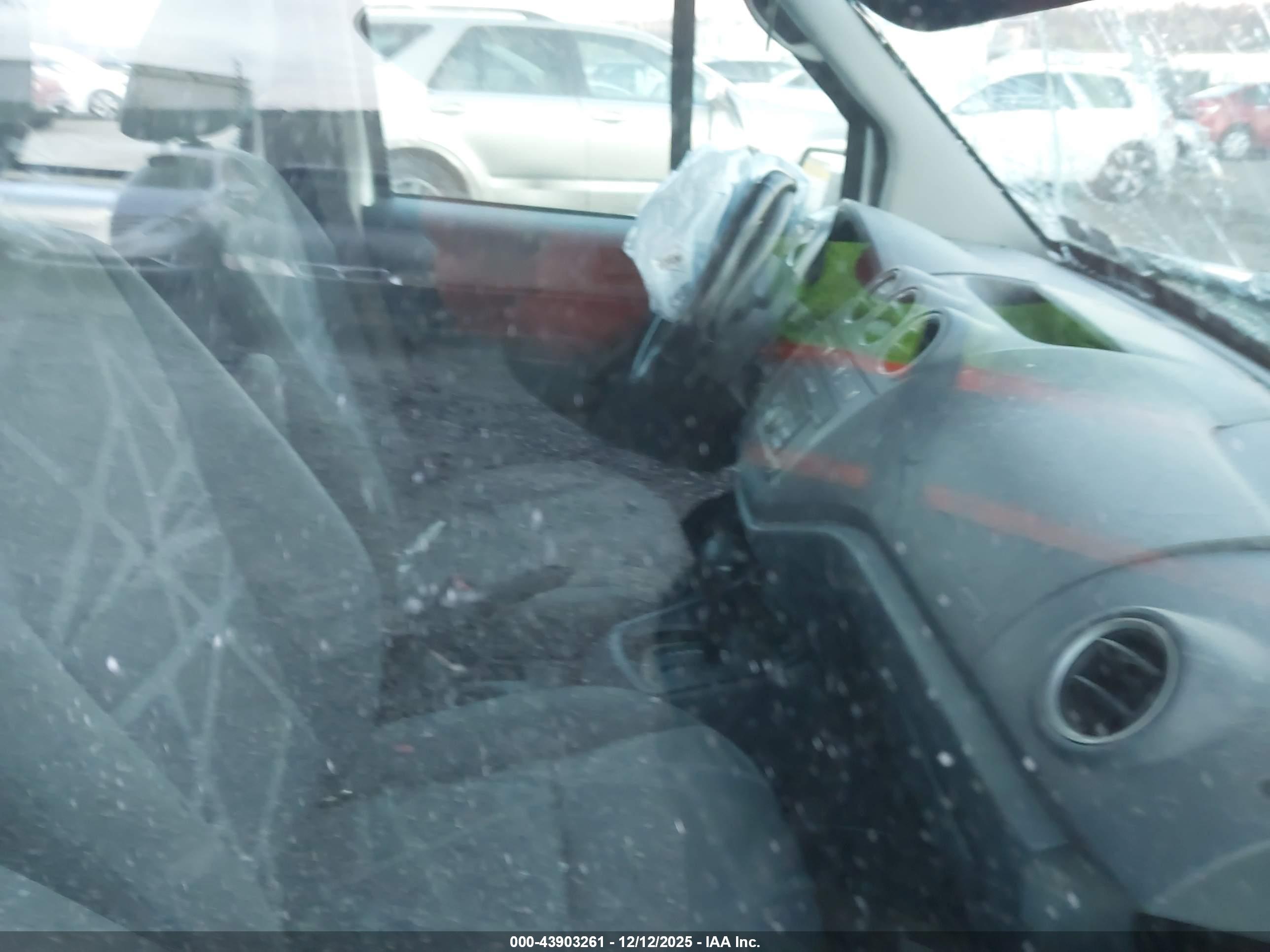 FORD TRANSIT image 5