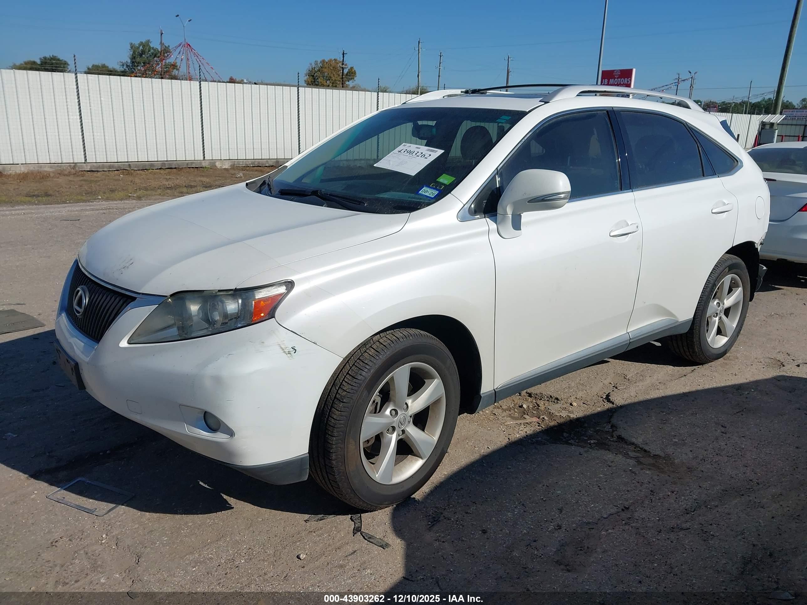 LEXUS RX image 2