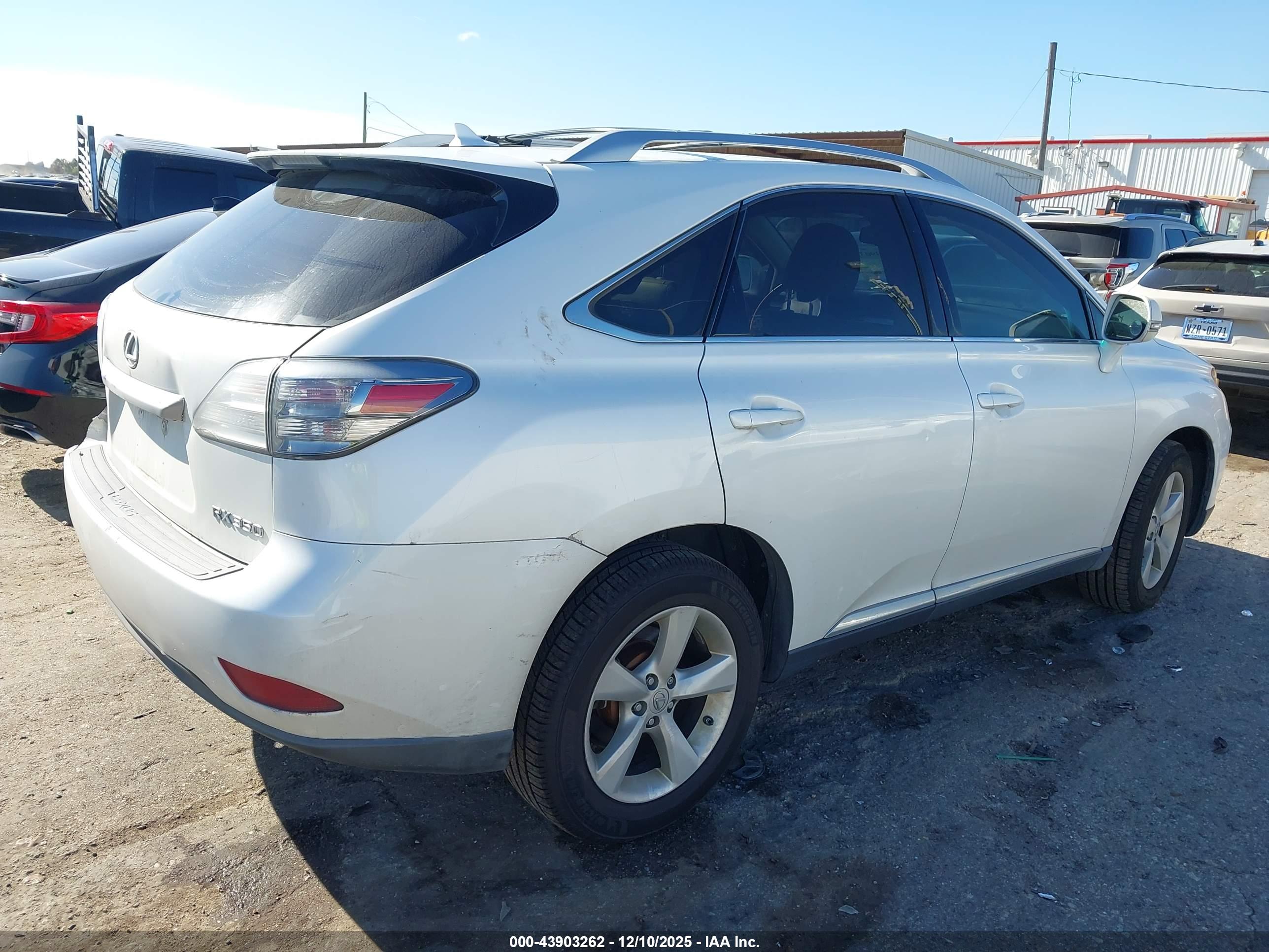 LEXUS RX image 4