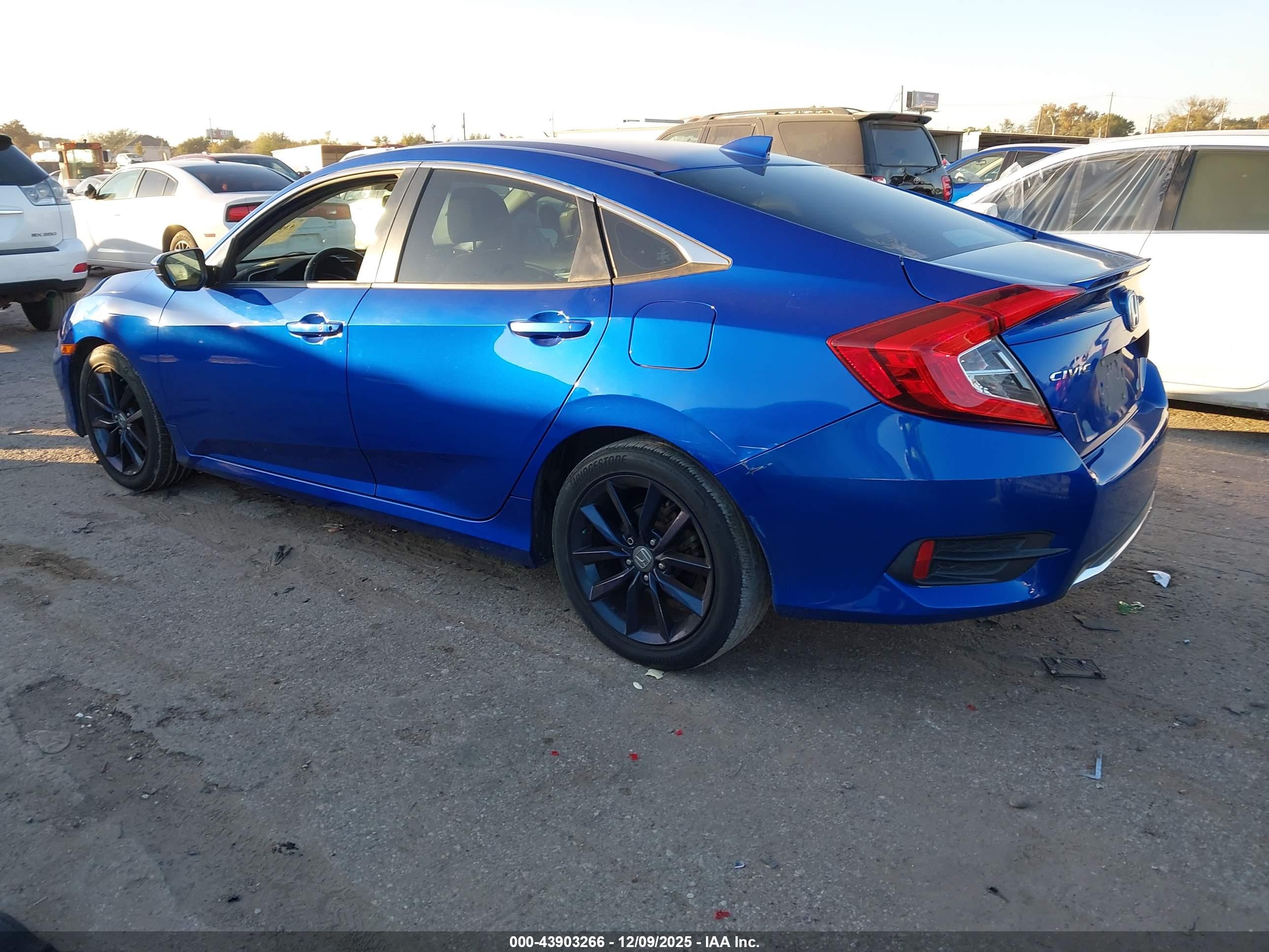 HONDA CIVIC image 3