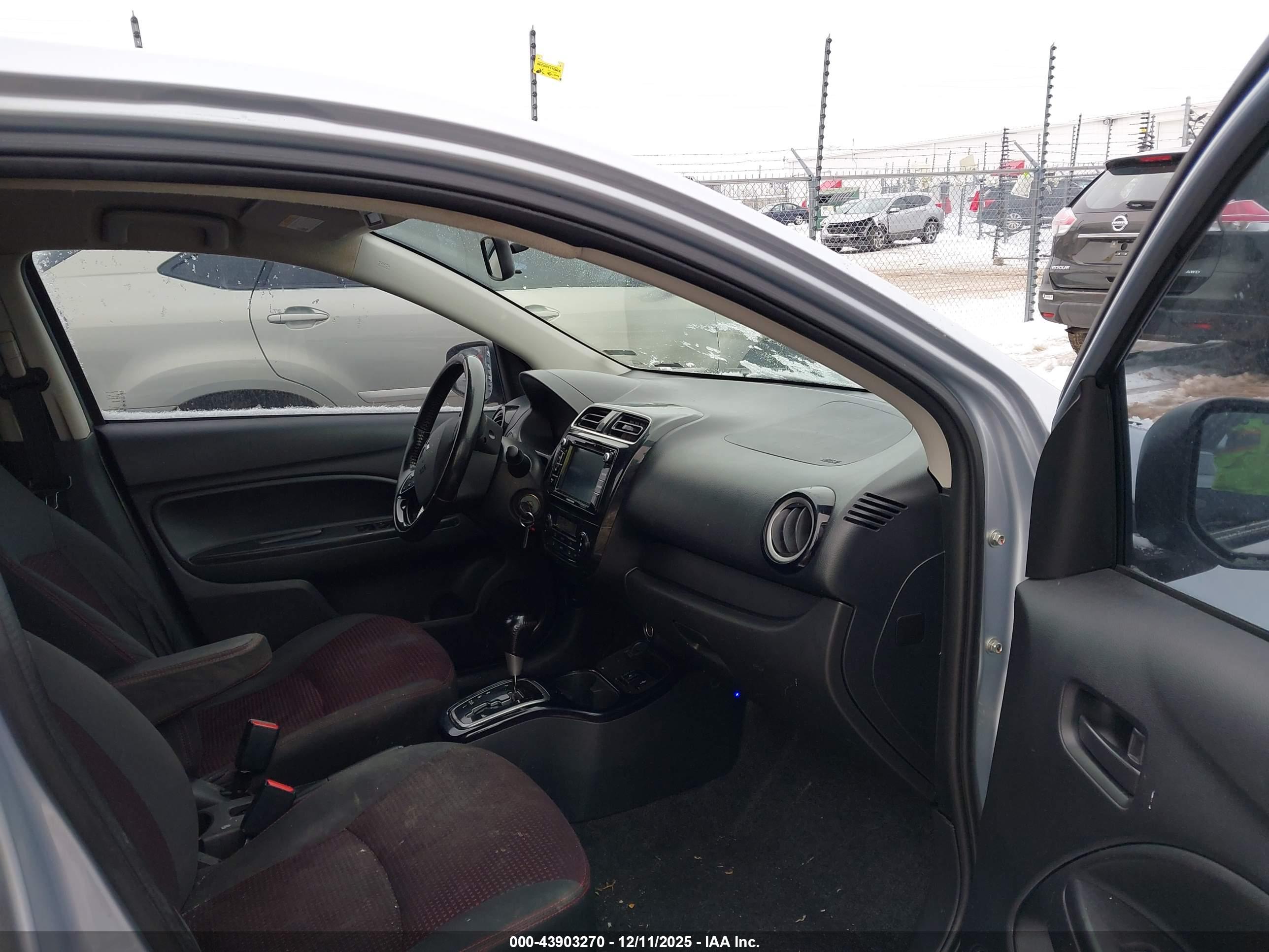 MITSUBISHI MIRAGE image 5
