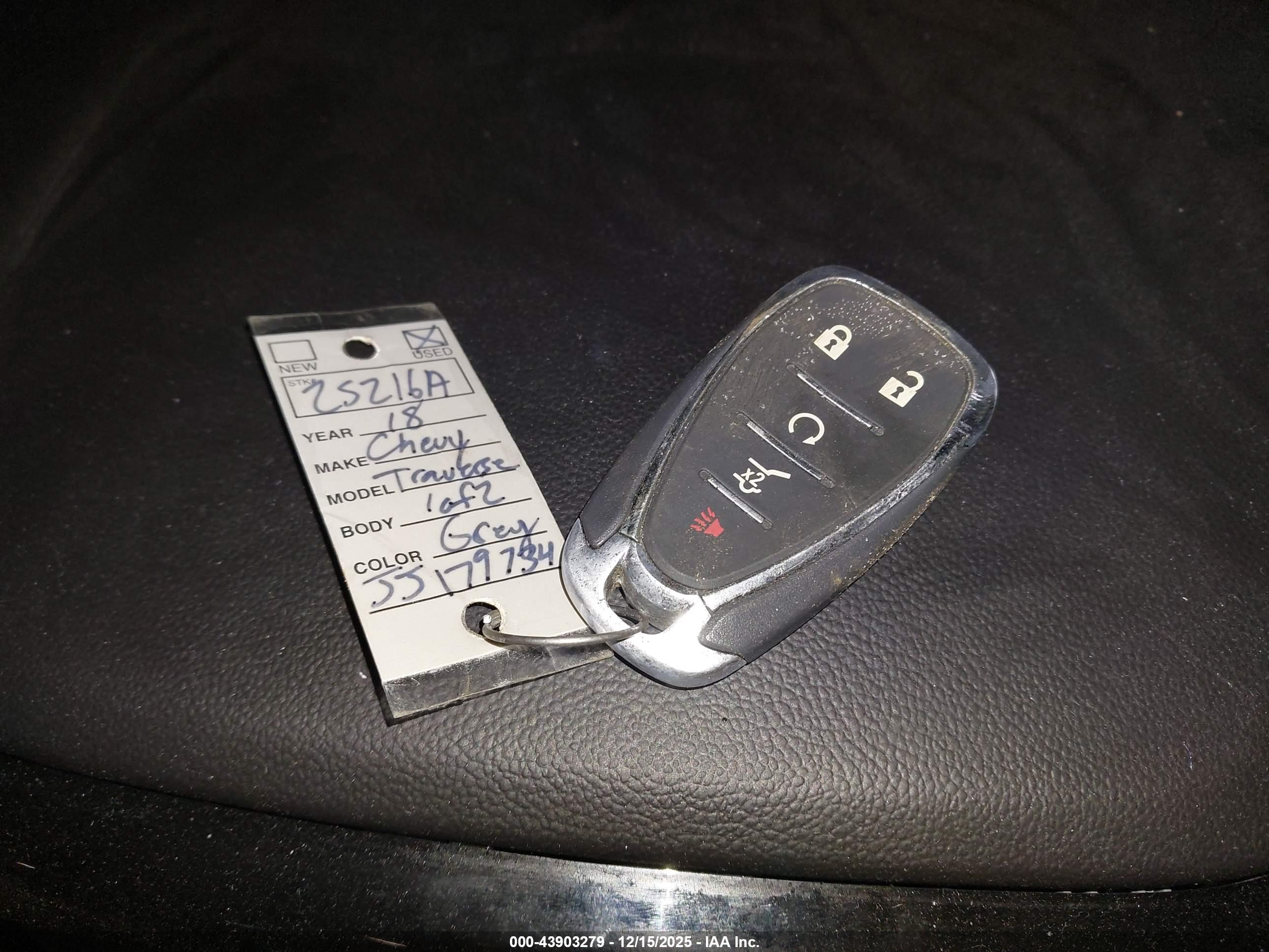 CHEVROLET TRAVERSE image 11