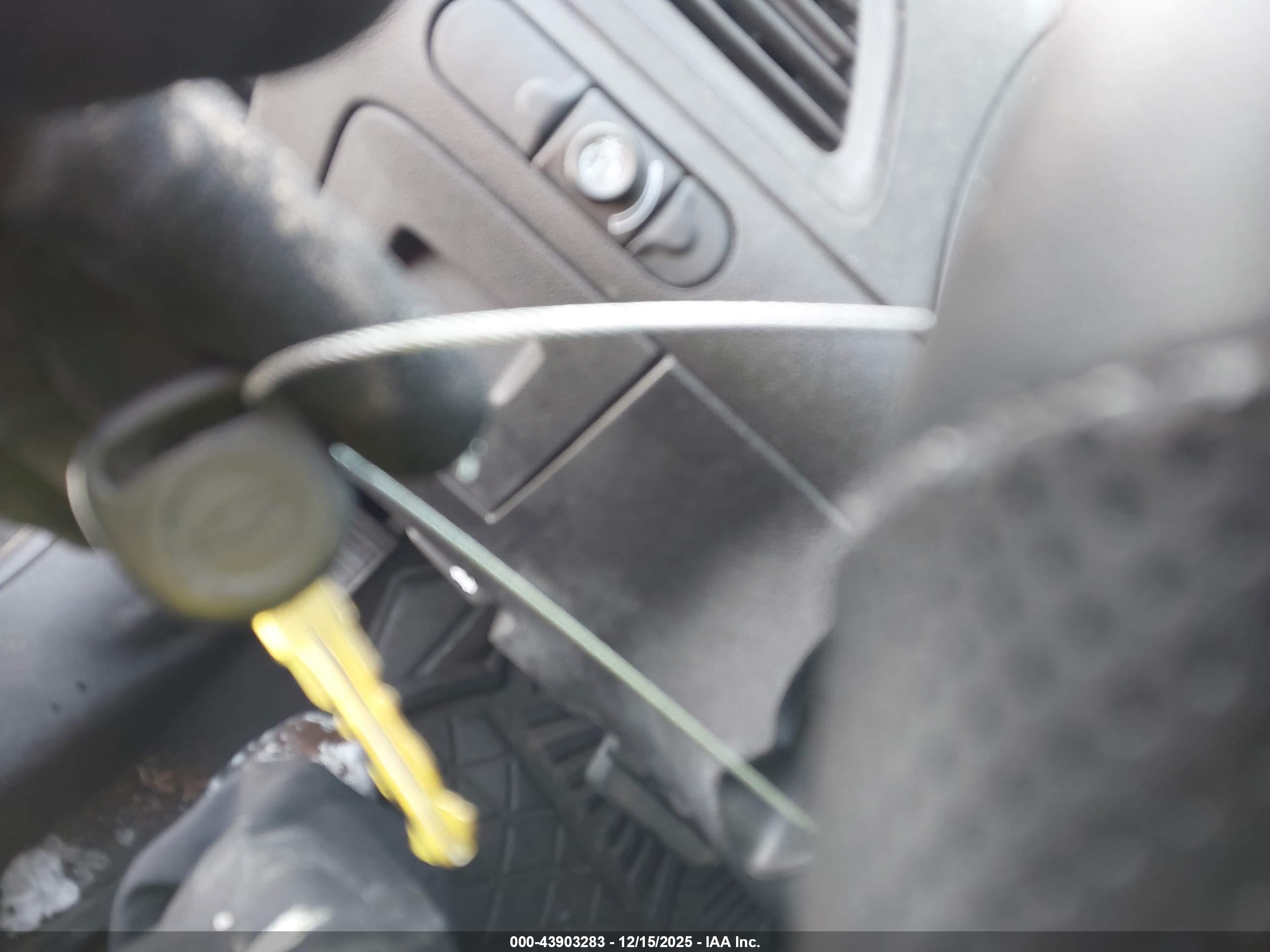 CHEVROLET MALIBU image 11