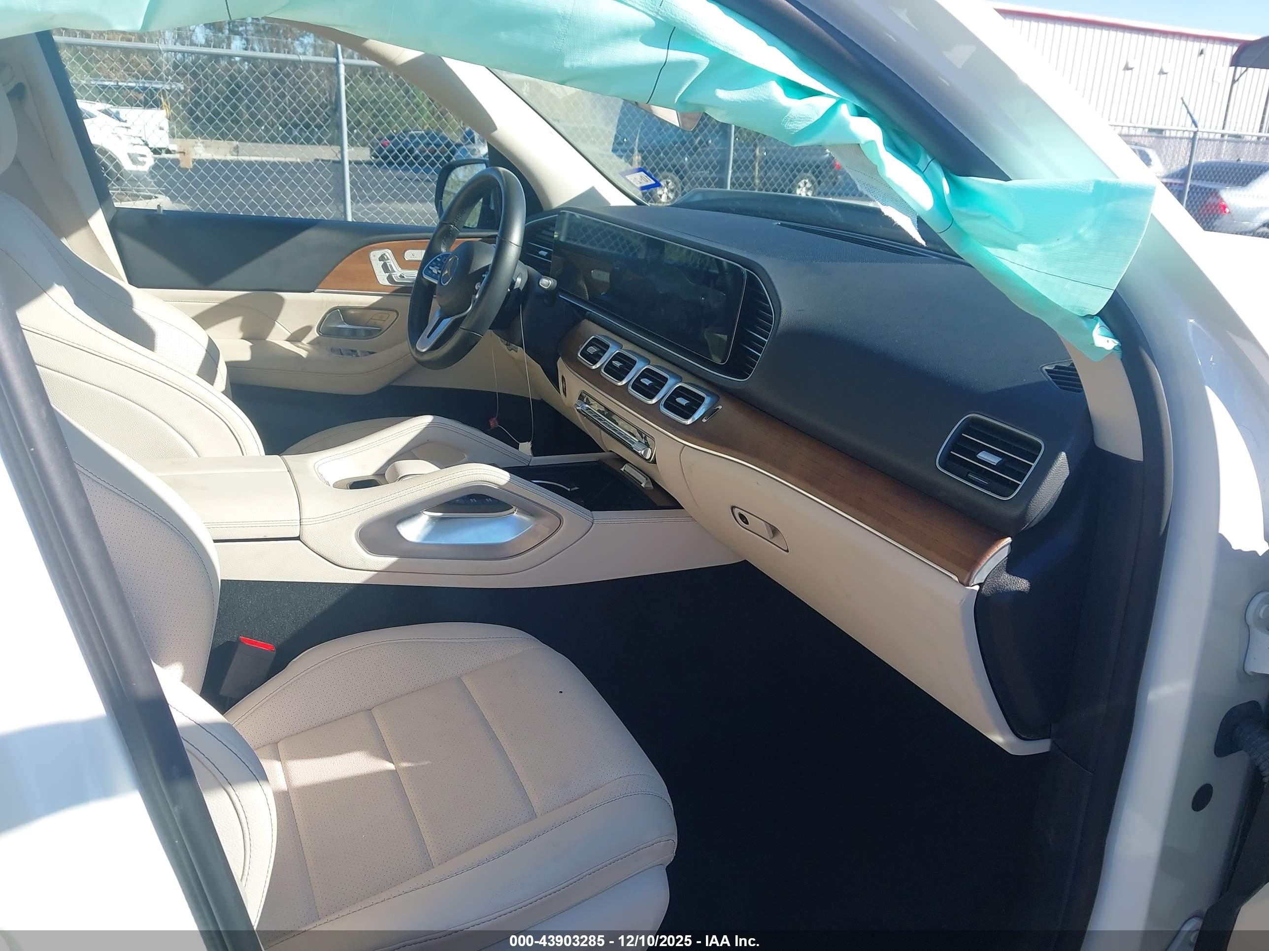 MERCEDES-BENZ GLE image 5
