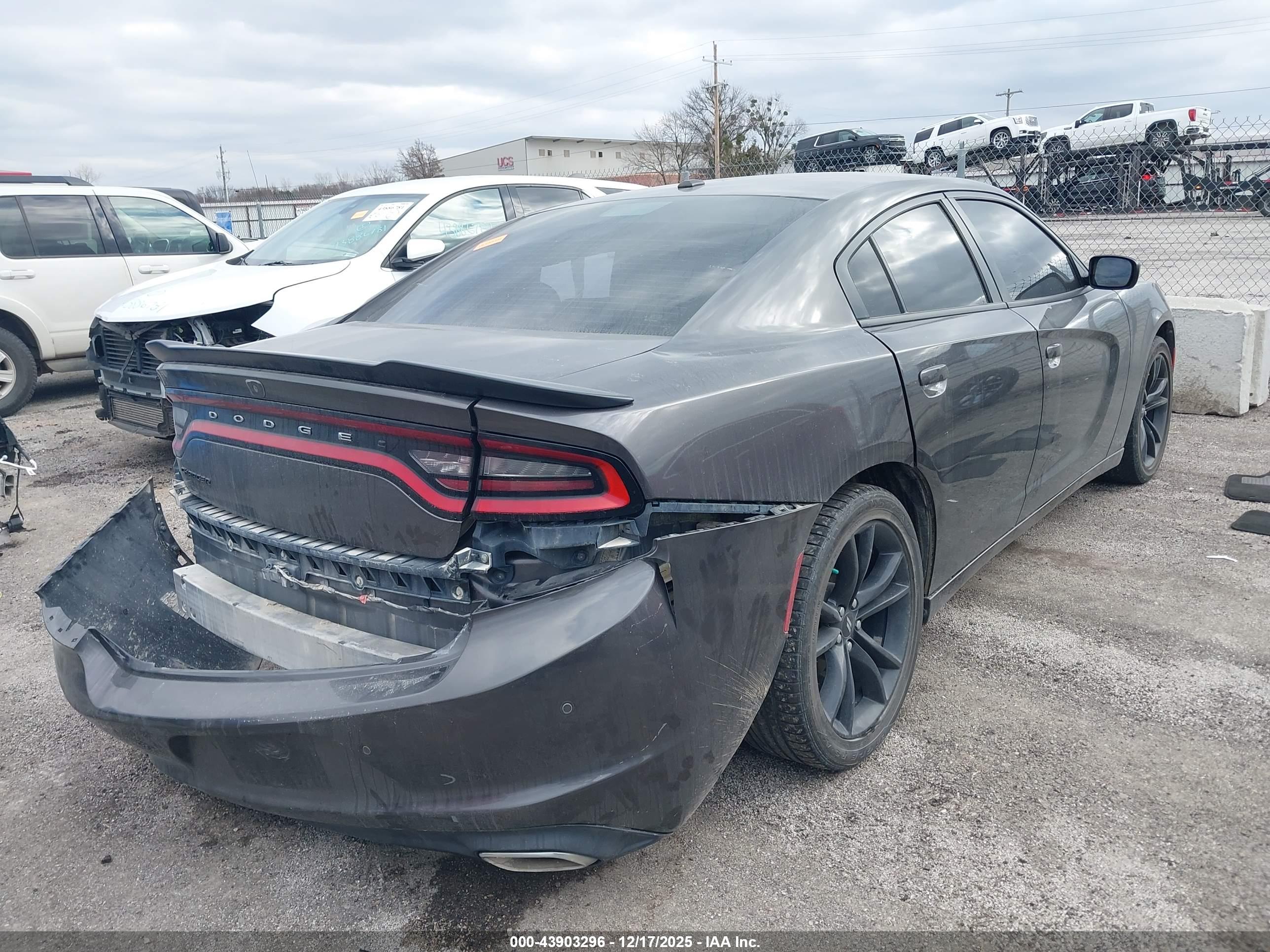DODGE CHARGER image 4