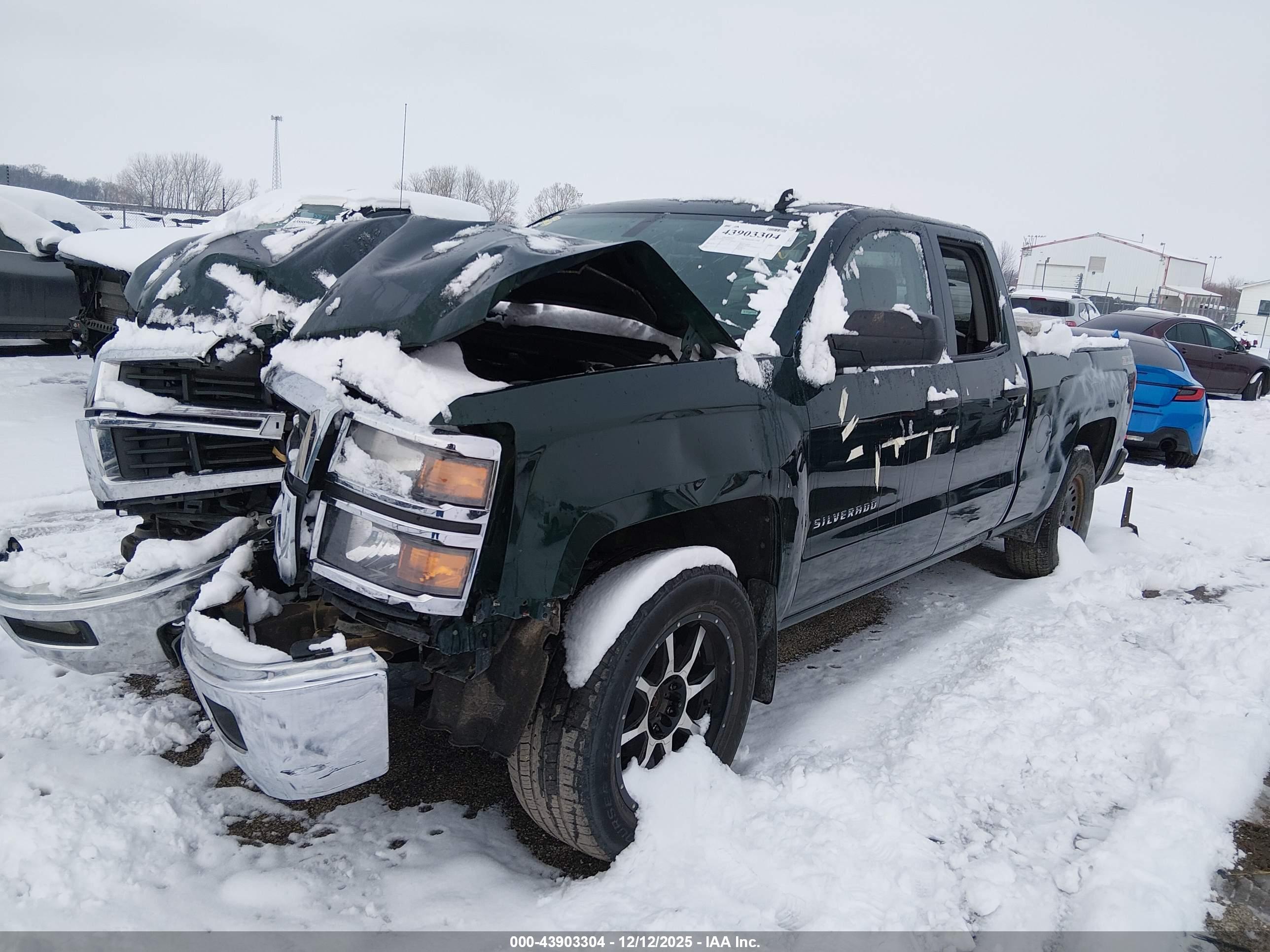 CHEVROLET SILVERADO image 2