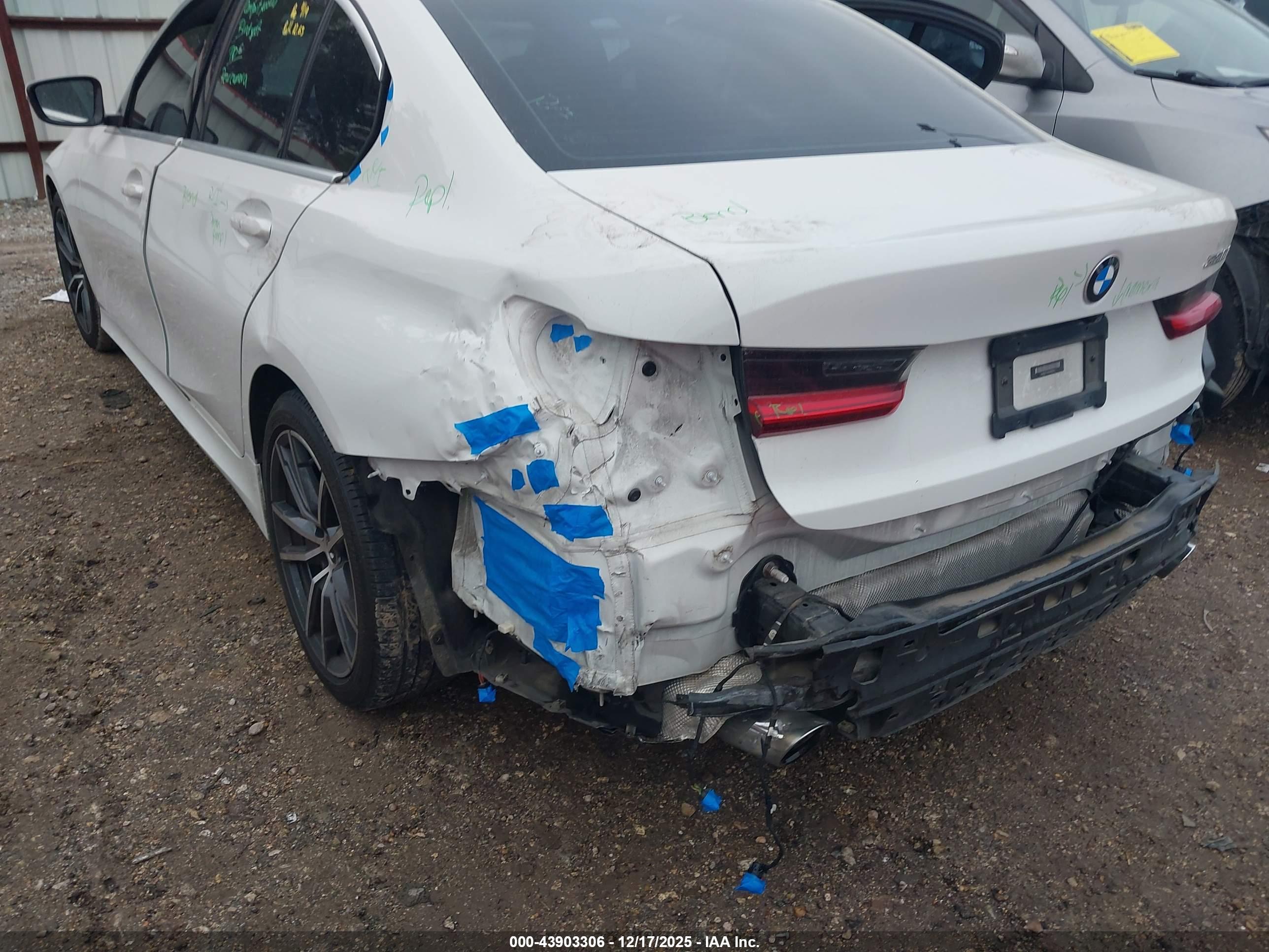 BMW 330I image 6