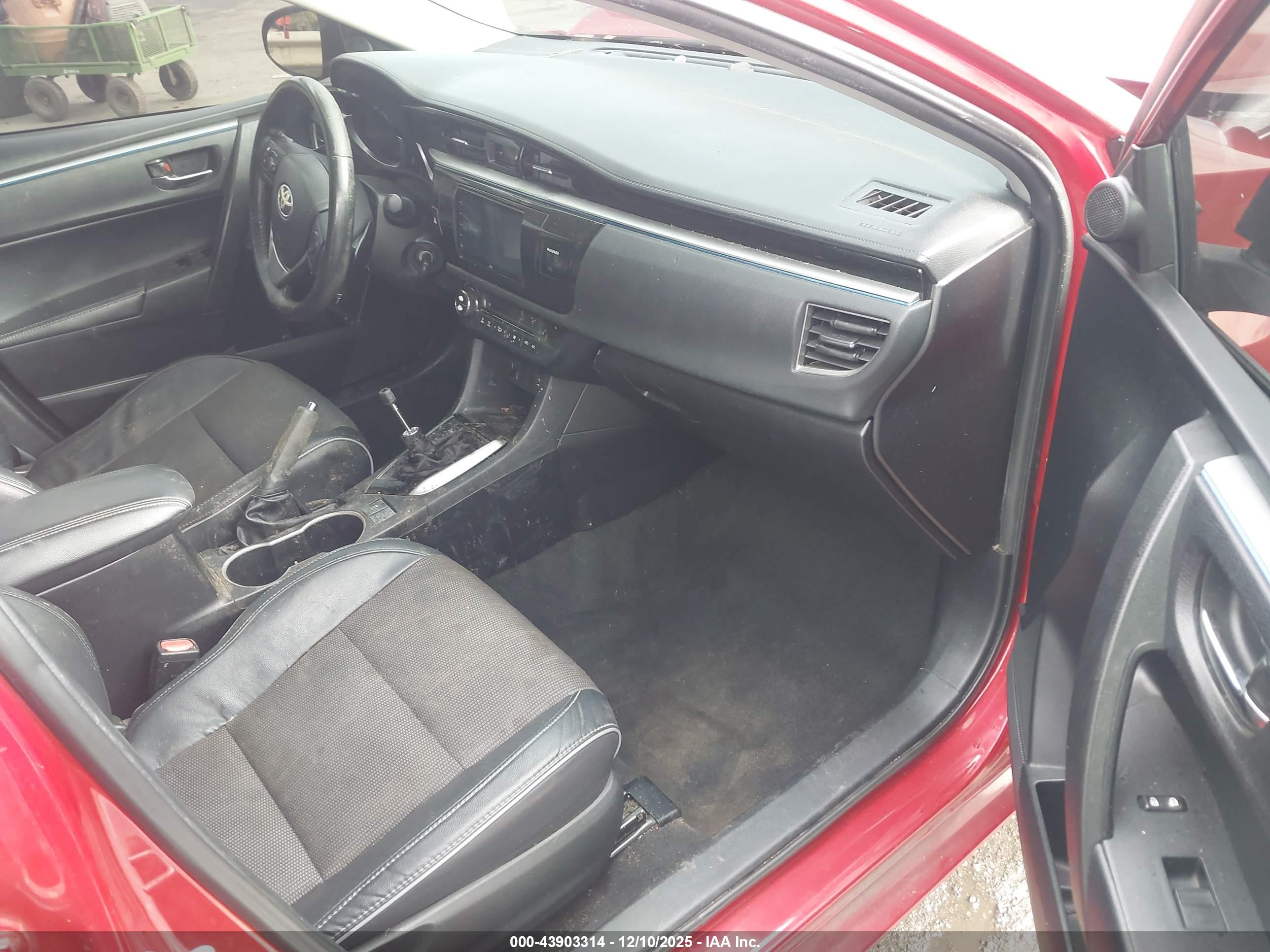TOYOTA COROLLA image 5
