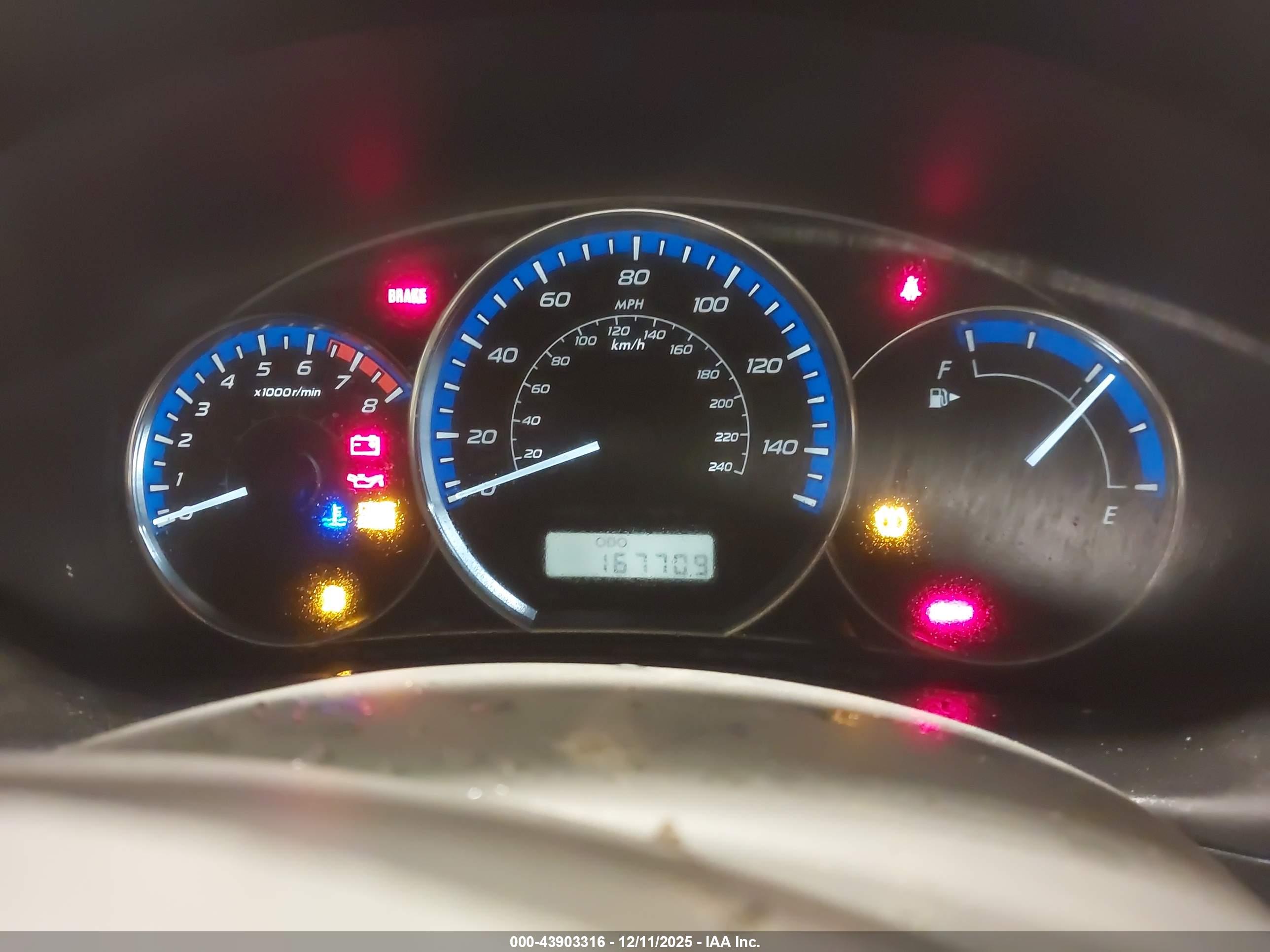 SUBARU FORESTER image 7