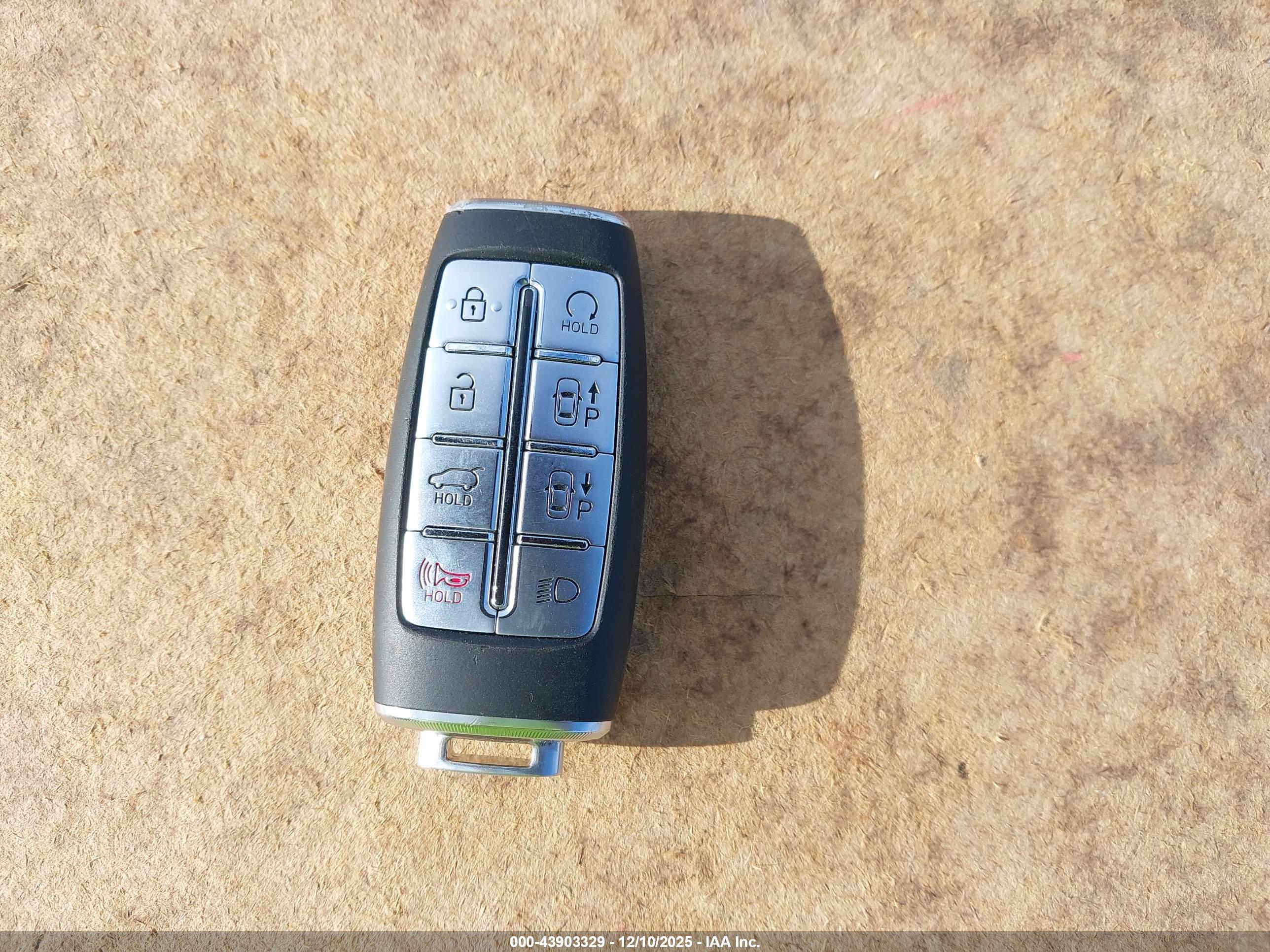 GENESIS GV80 image 11