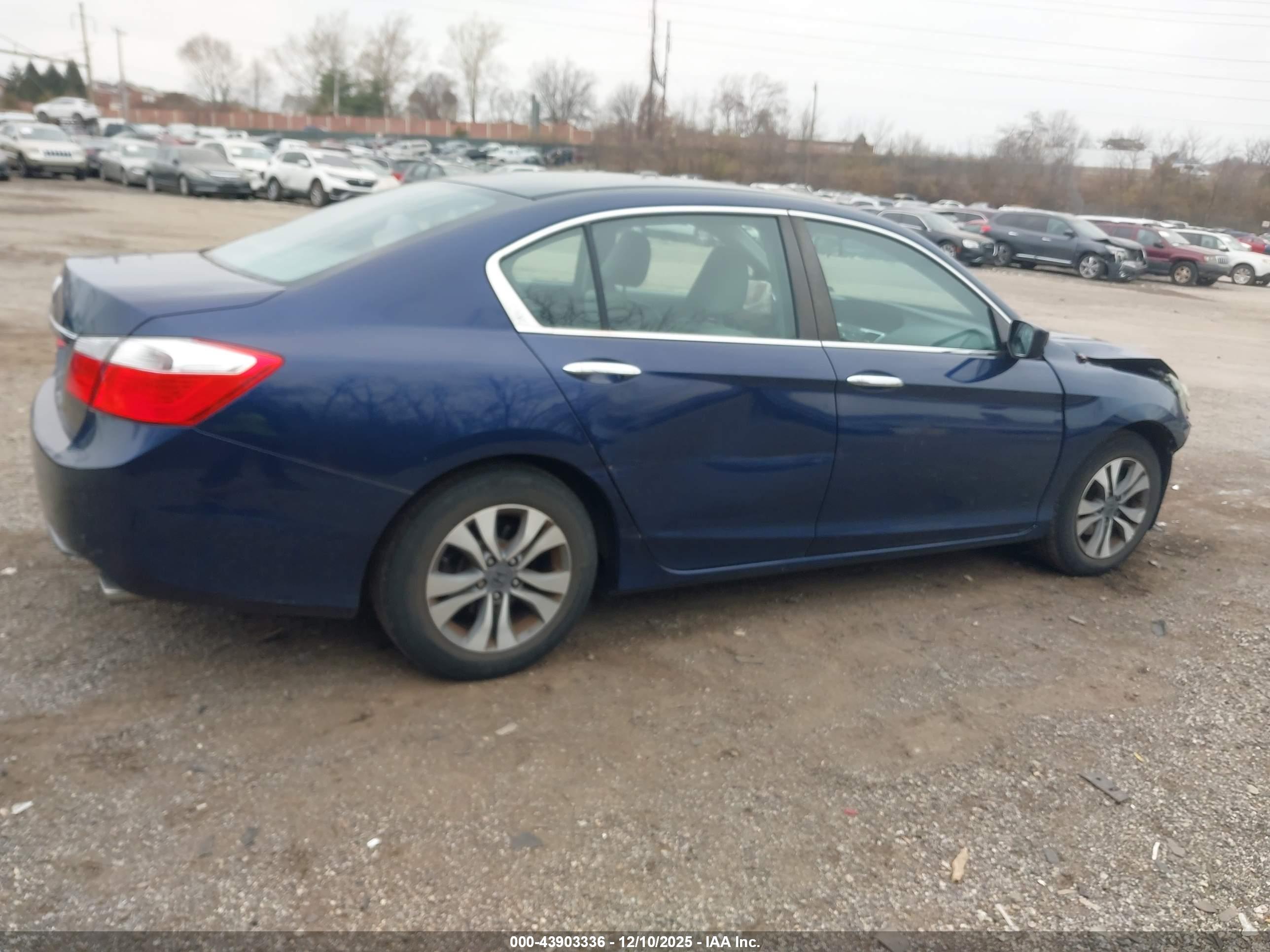 HONDA ACCORD image 4