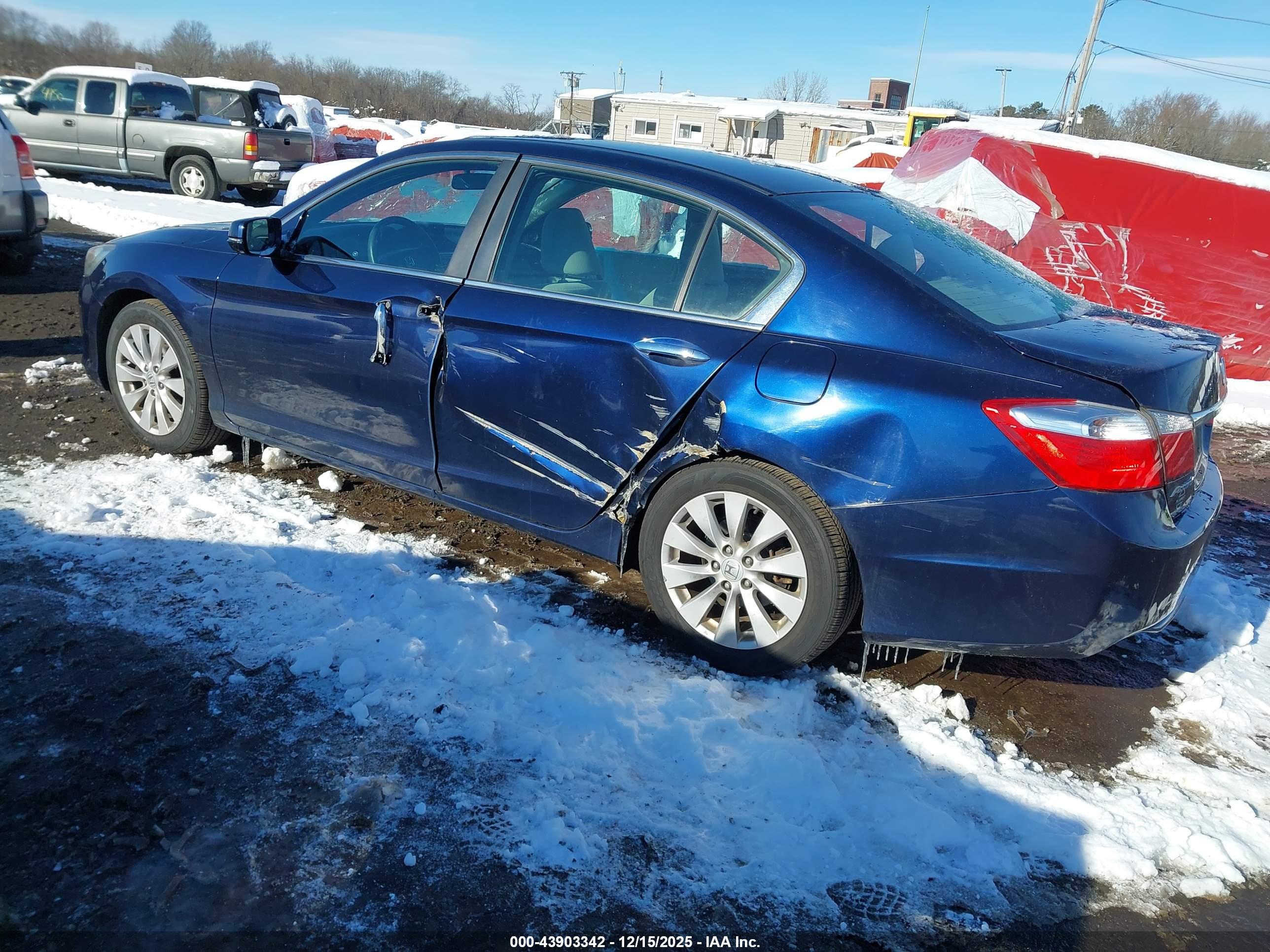HONDA ACCORD image 3