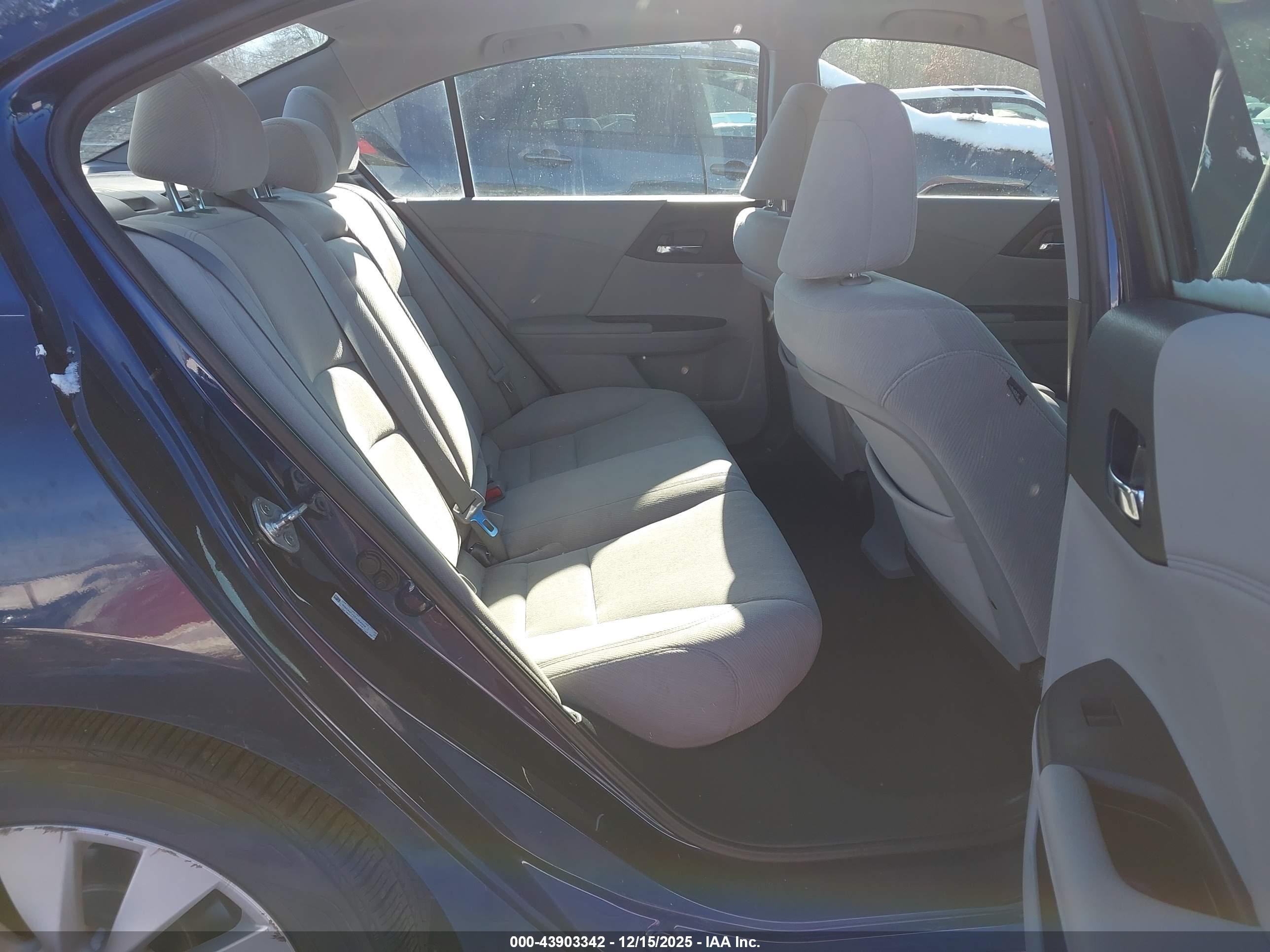 HONDA ACCORD image 8