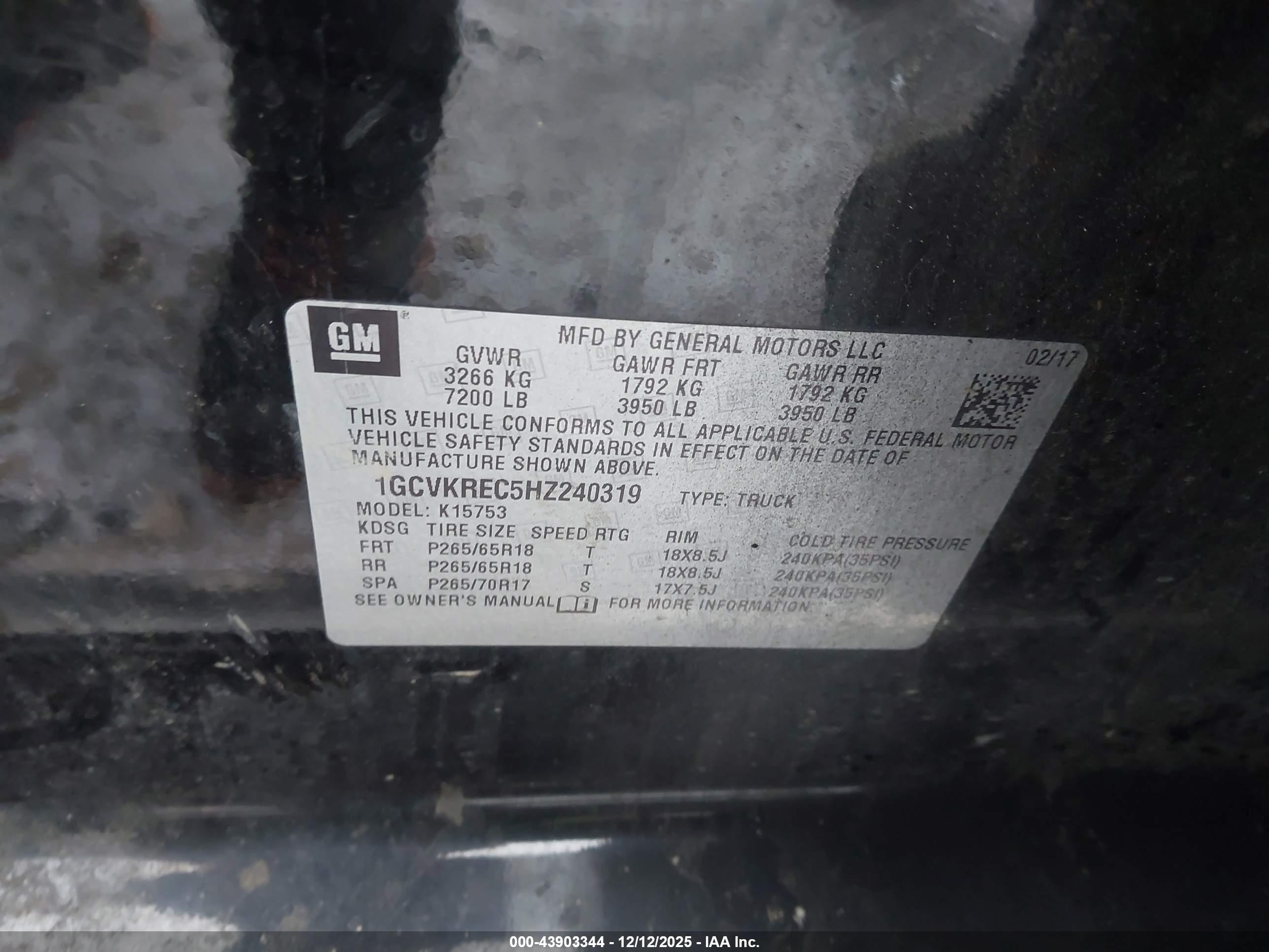 CHEVROLET SILVERADO image 9