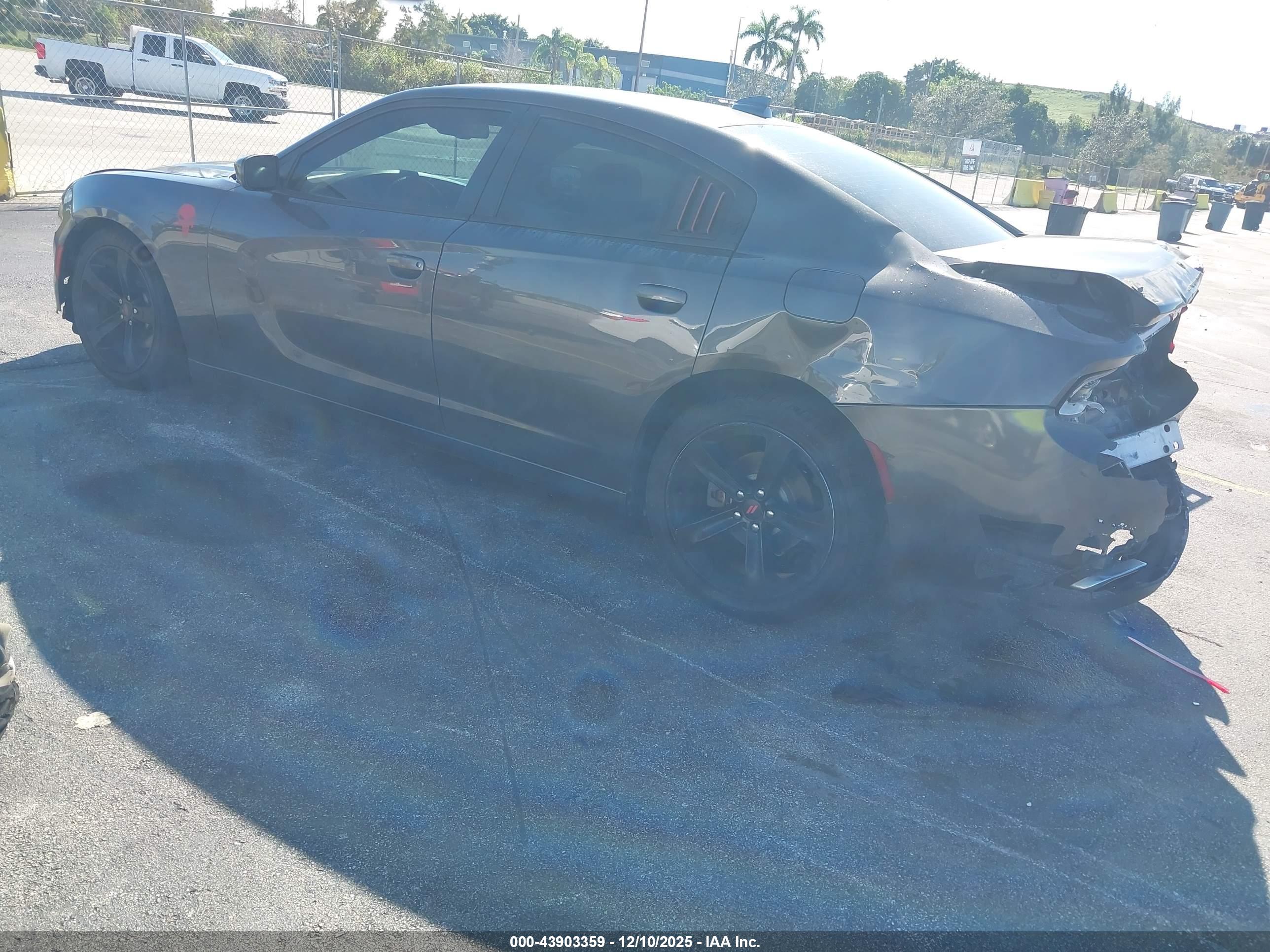 DODGE CHARGER image 3