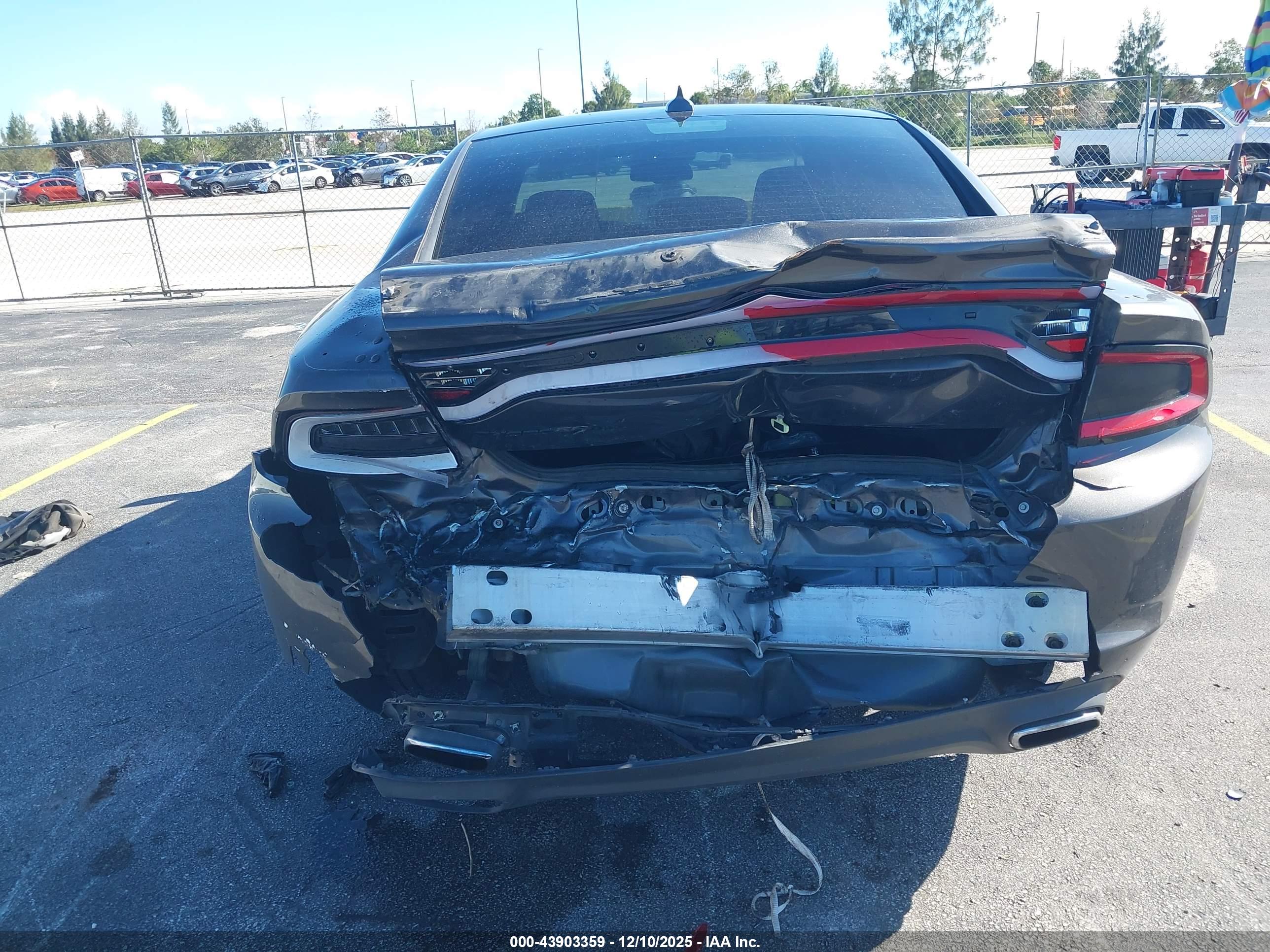 DODGE CHARGER image 6