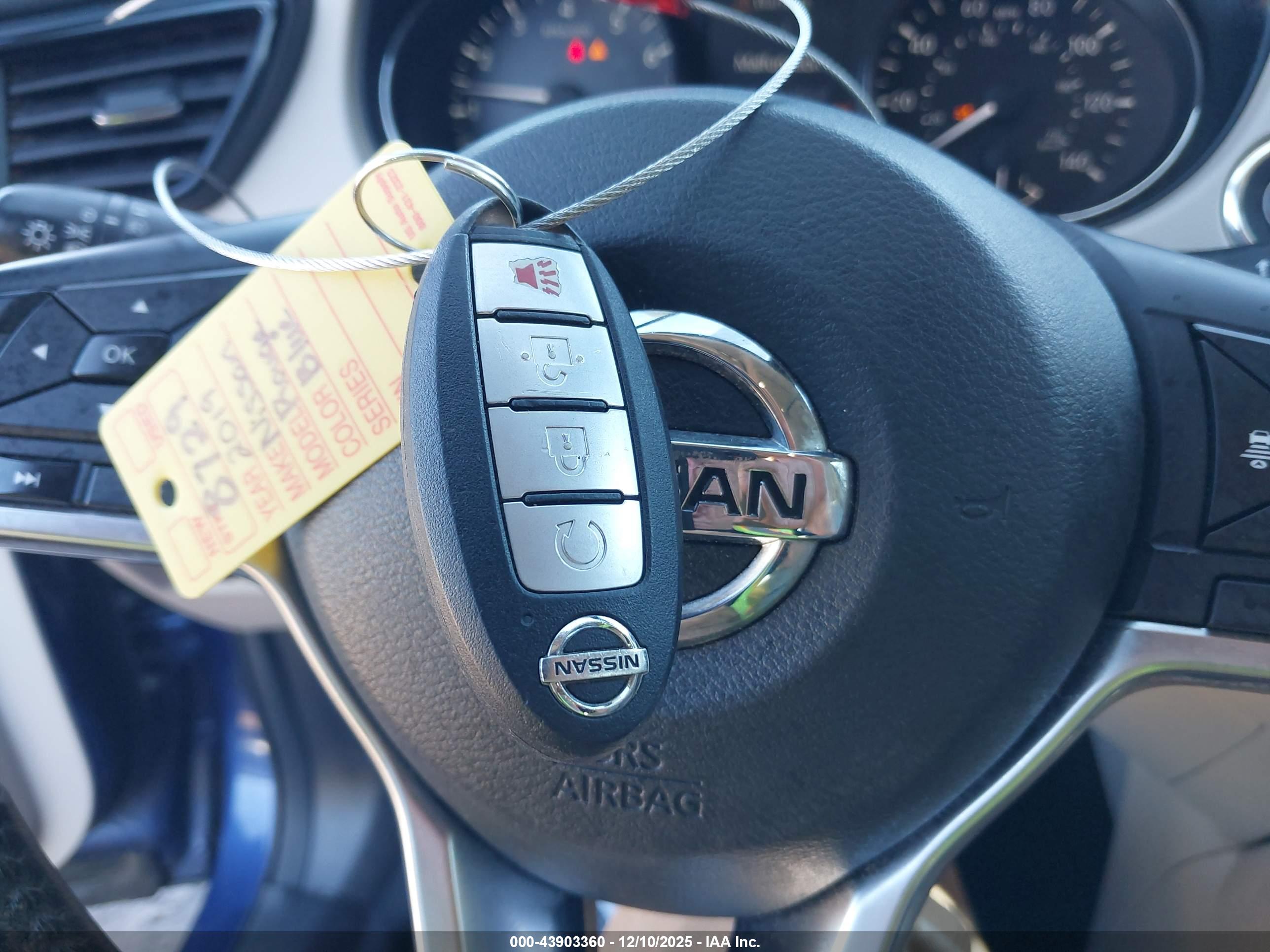 NISSAN ROGUE image 11