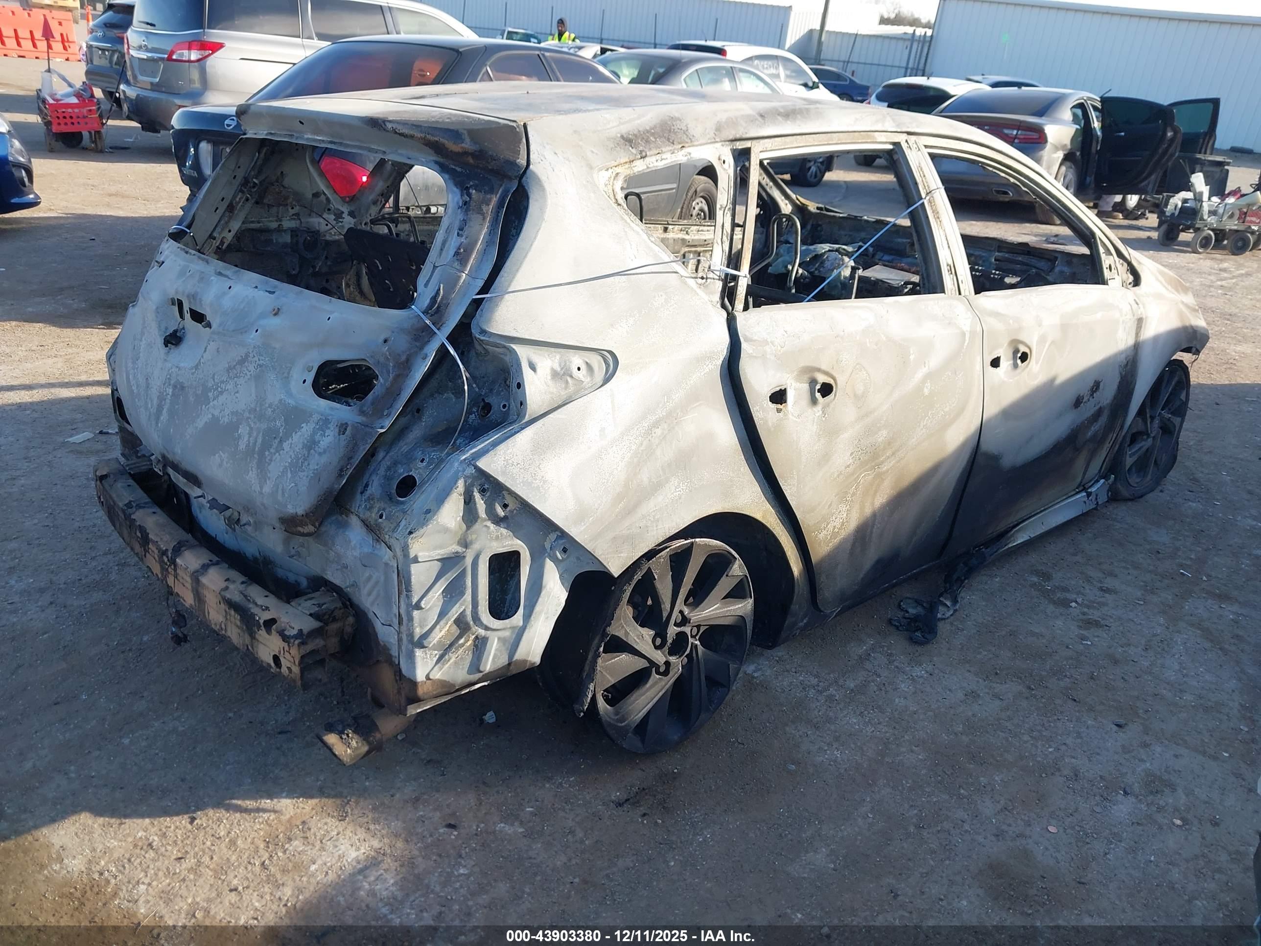 TOYOTA COROLLA image 4