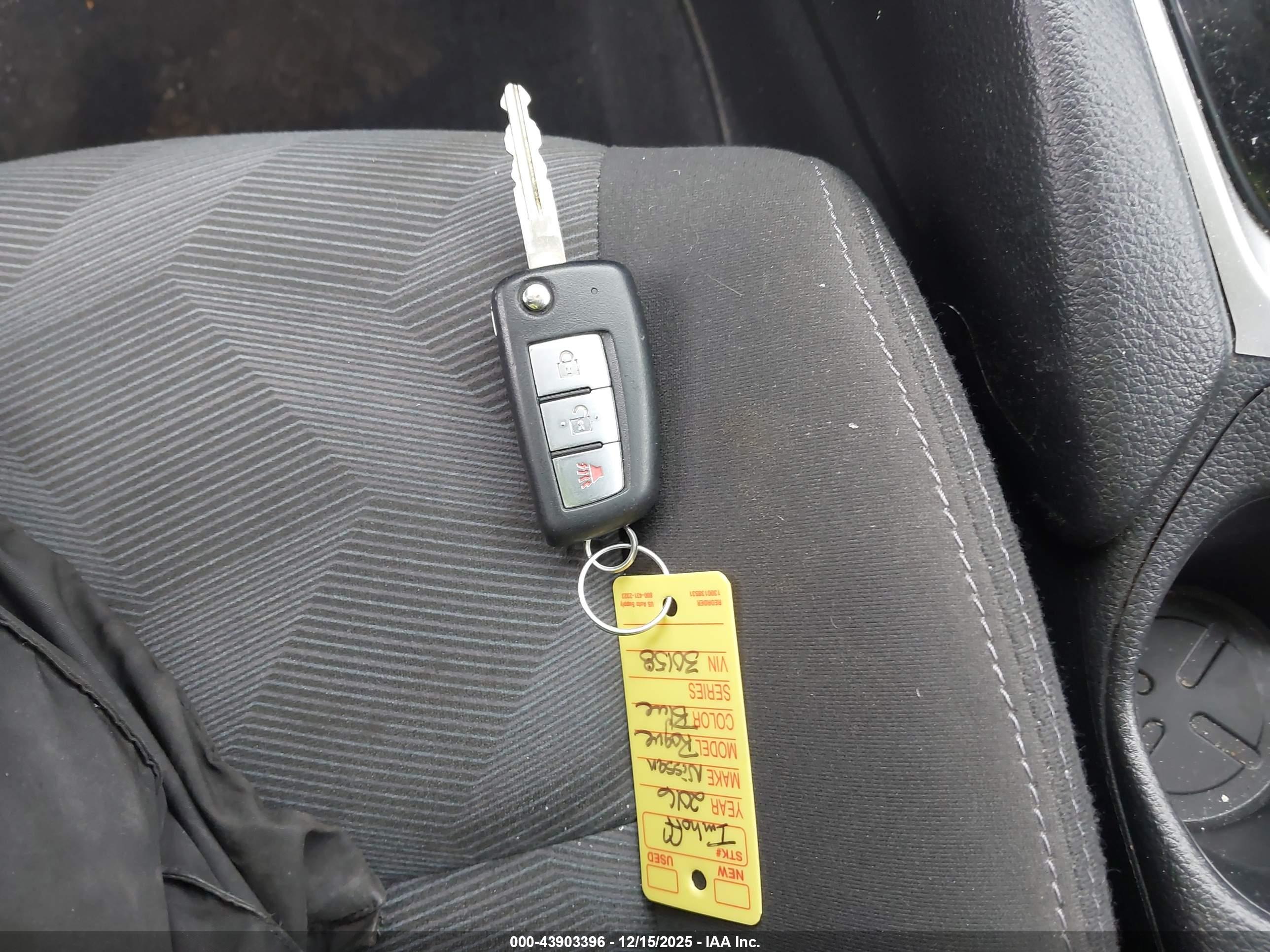 NISSAN ROGUE image 11