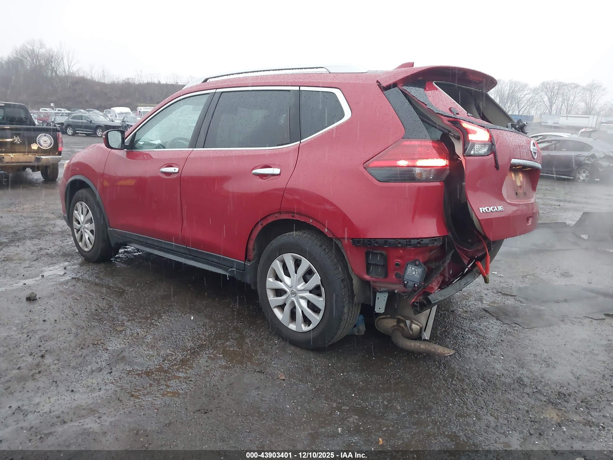 NISSAN ROGUE image 3