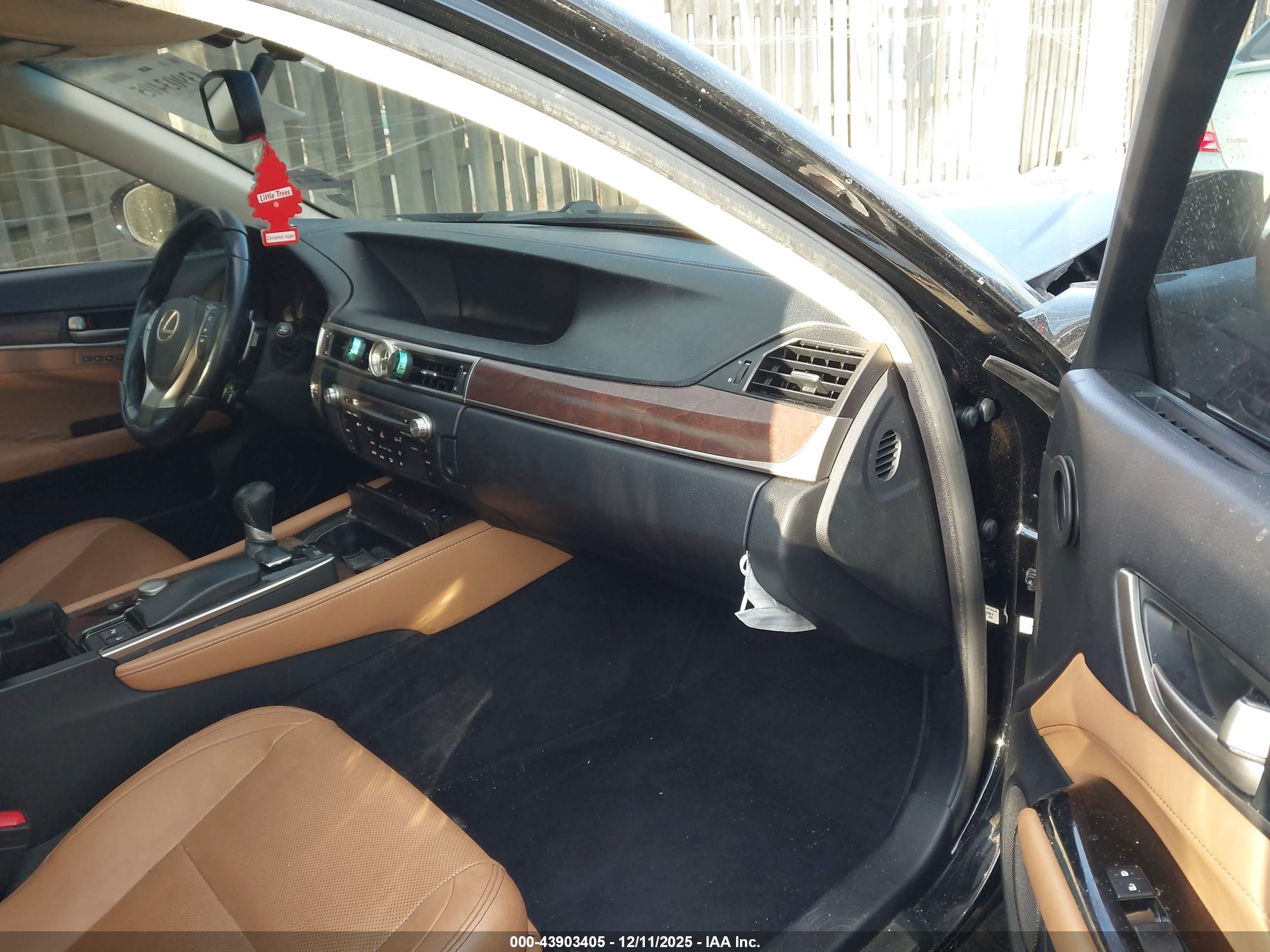 LEXUS GS image 5
