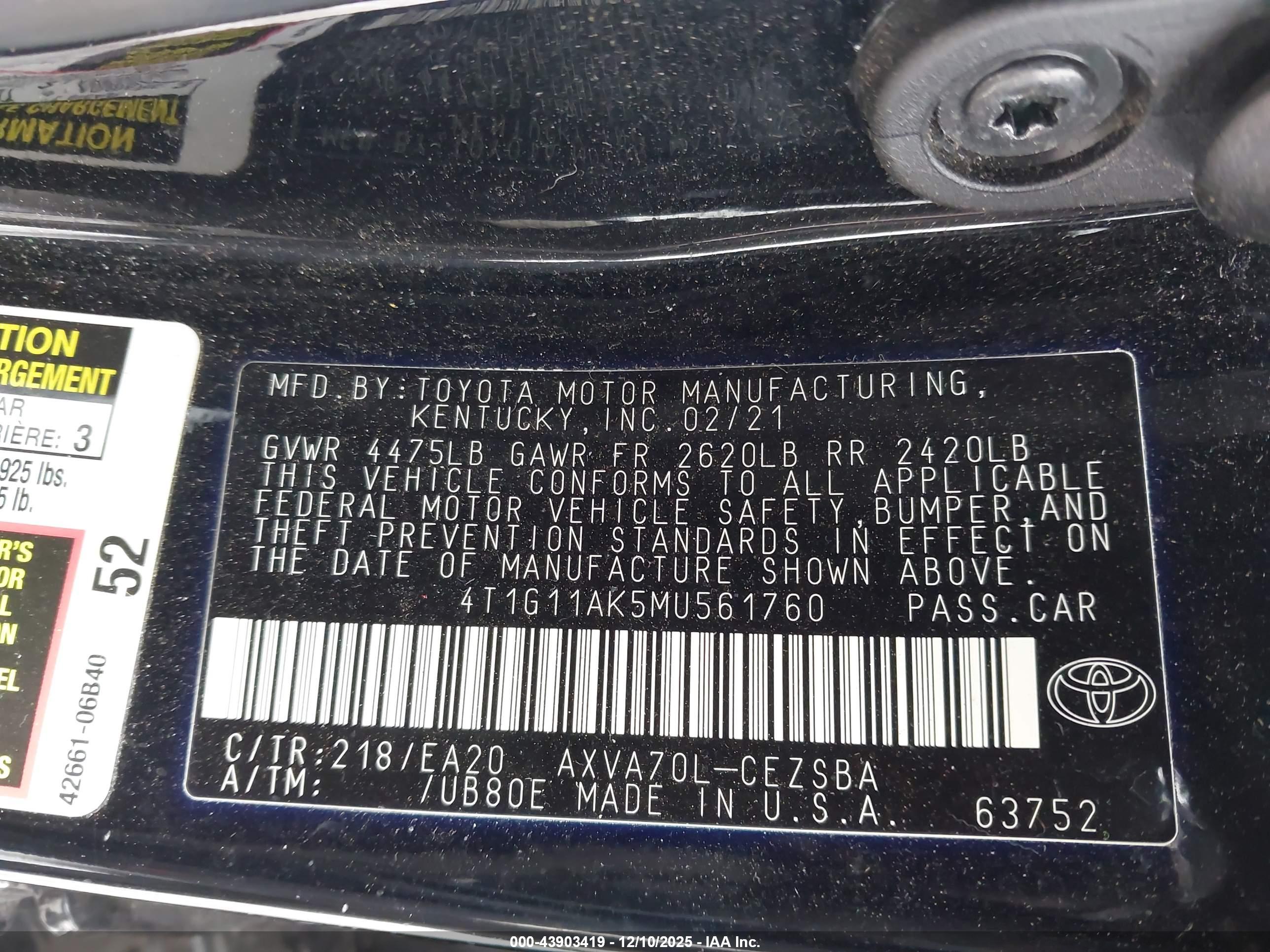 TOYOTA CAMRY image 9