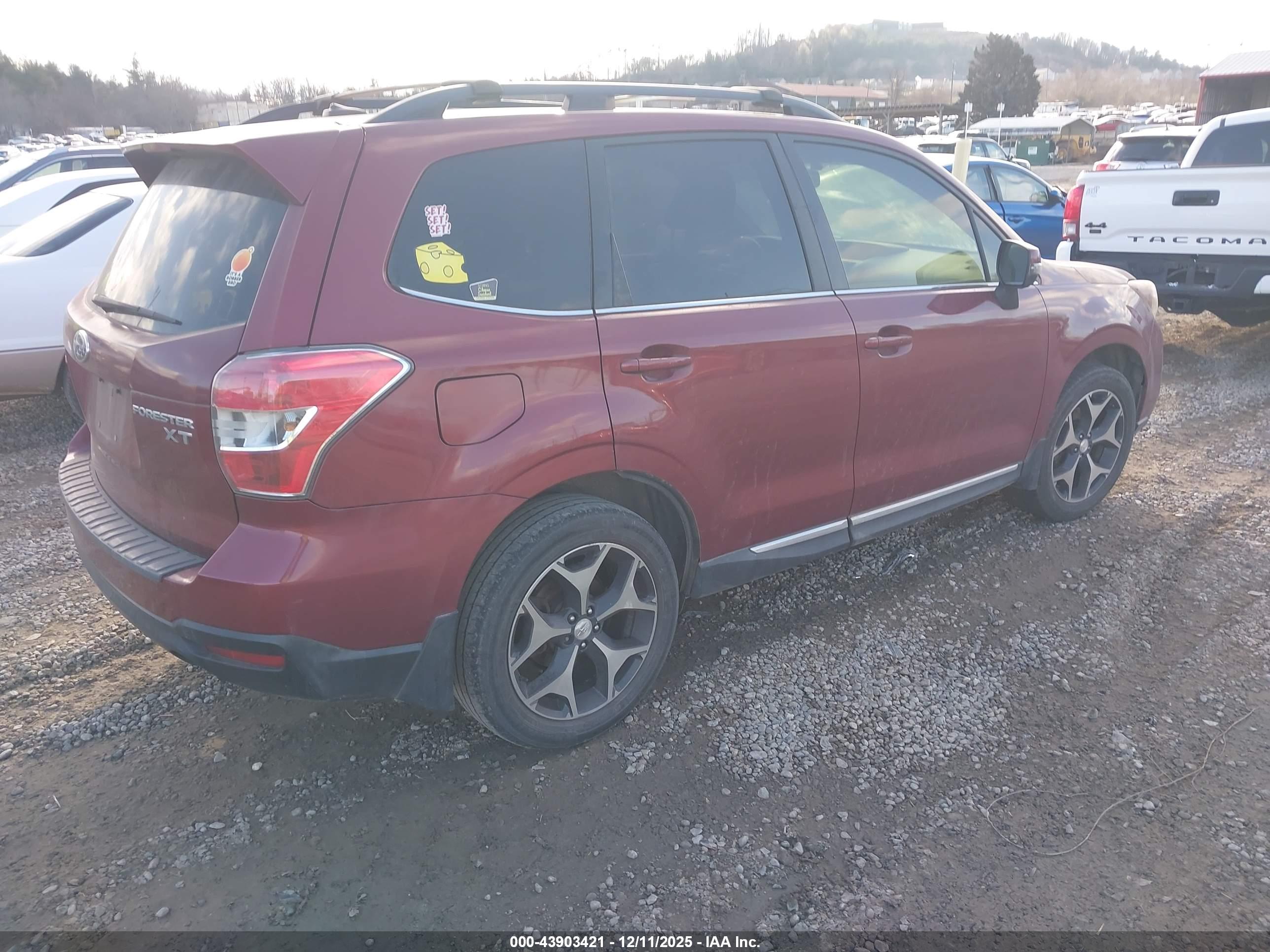 SUBARU FORESTER image 4