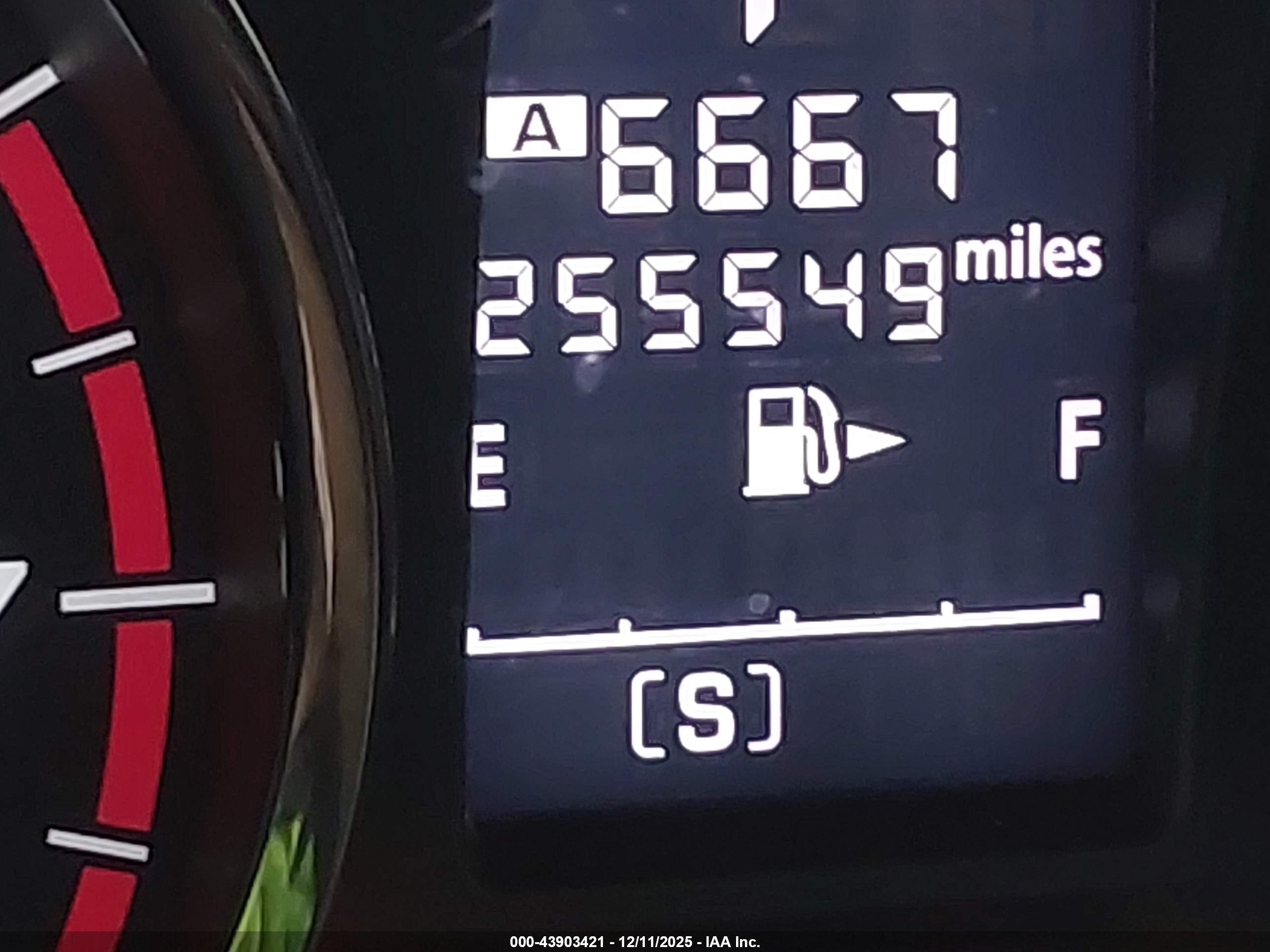 SUBARU FORESTER image 7