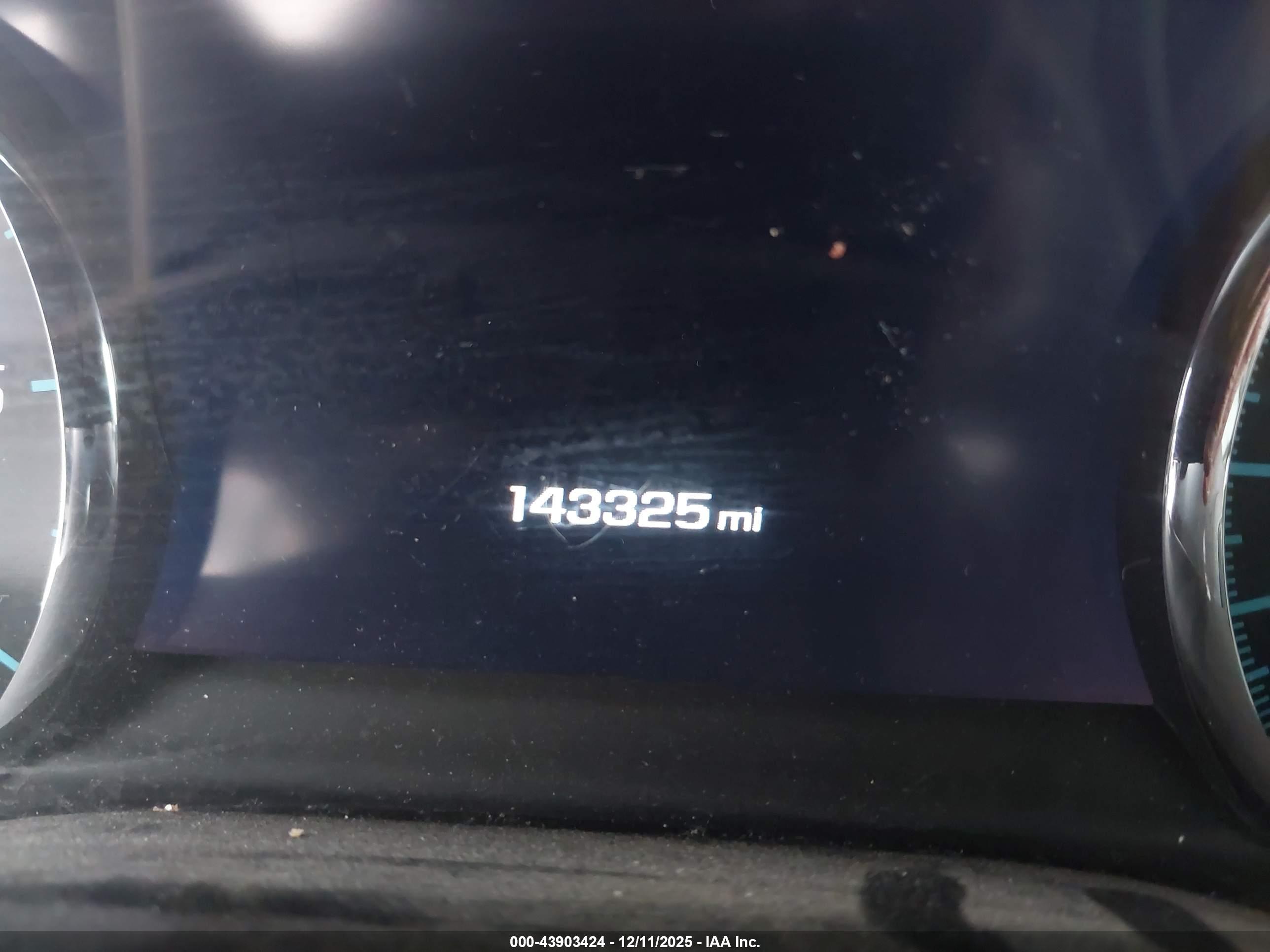 GMC YUKON image 7