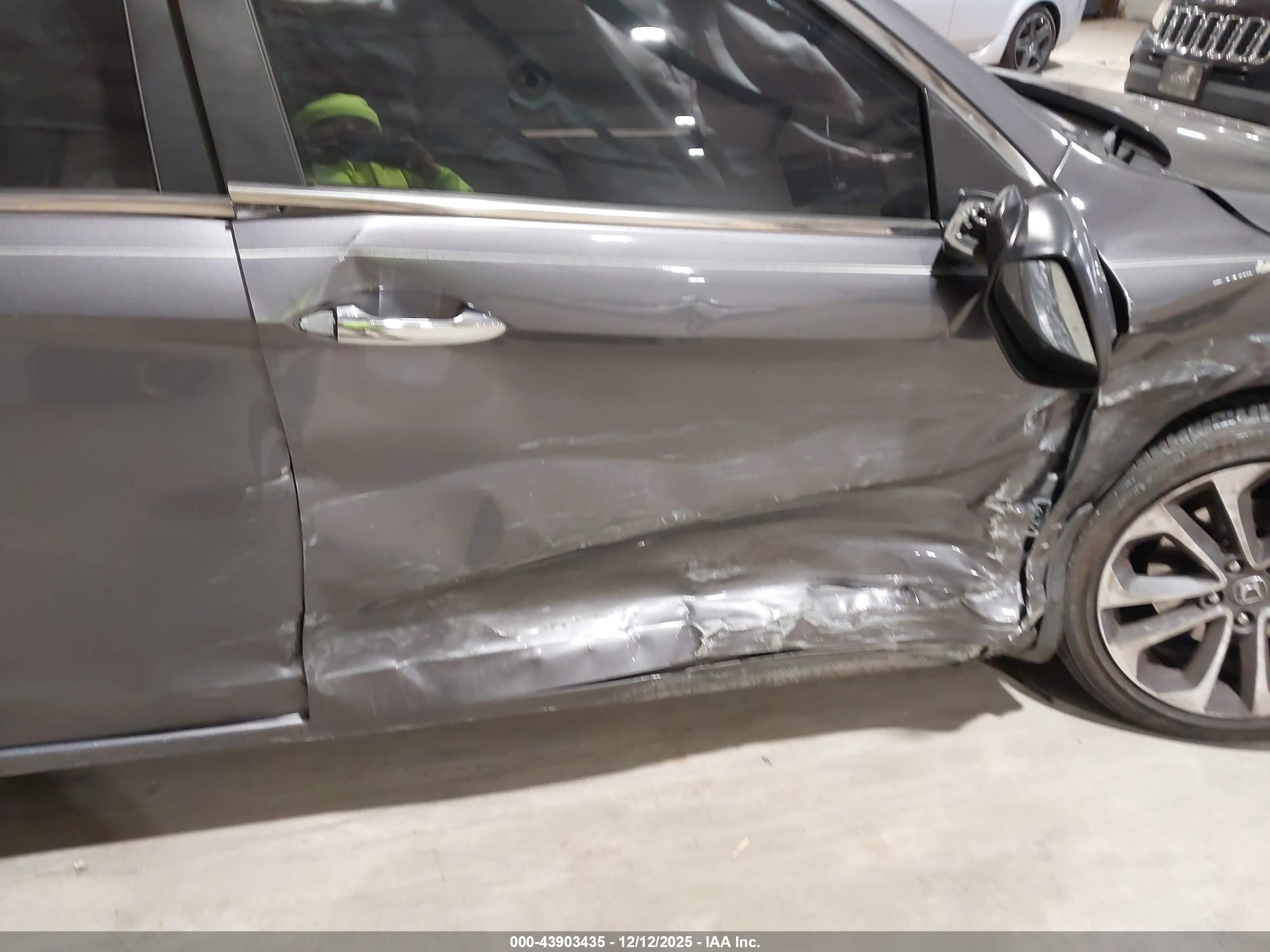 HONDA ACCORD image 5