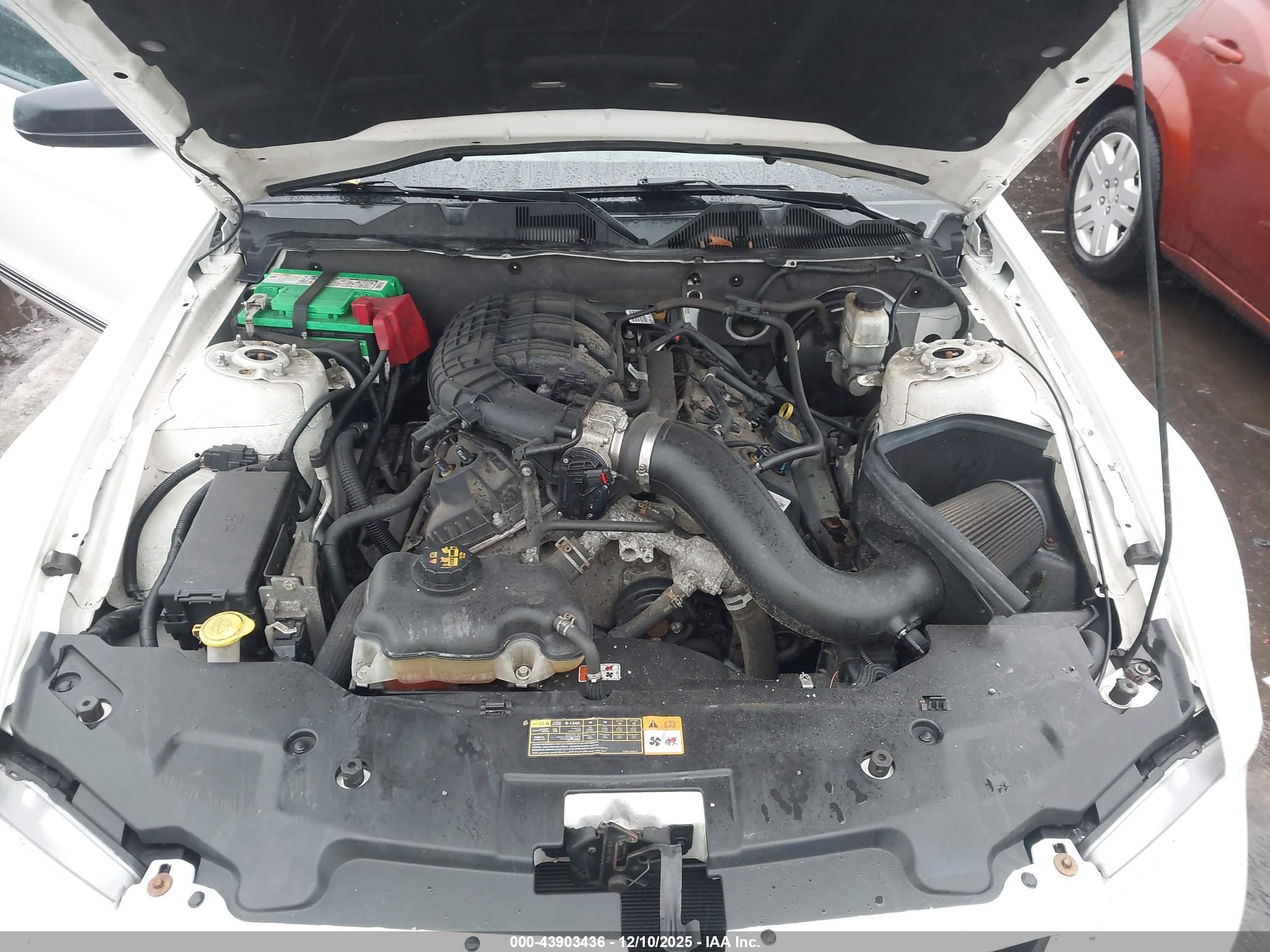 FORD MUSTANG image 10
